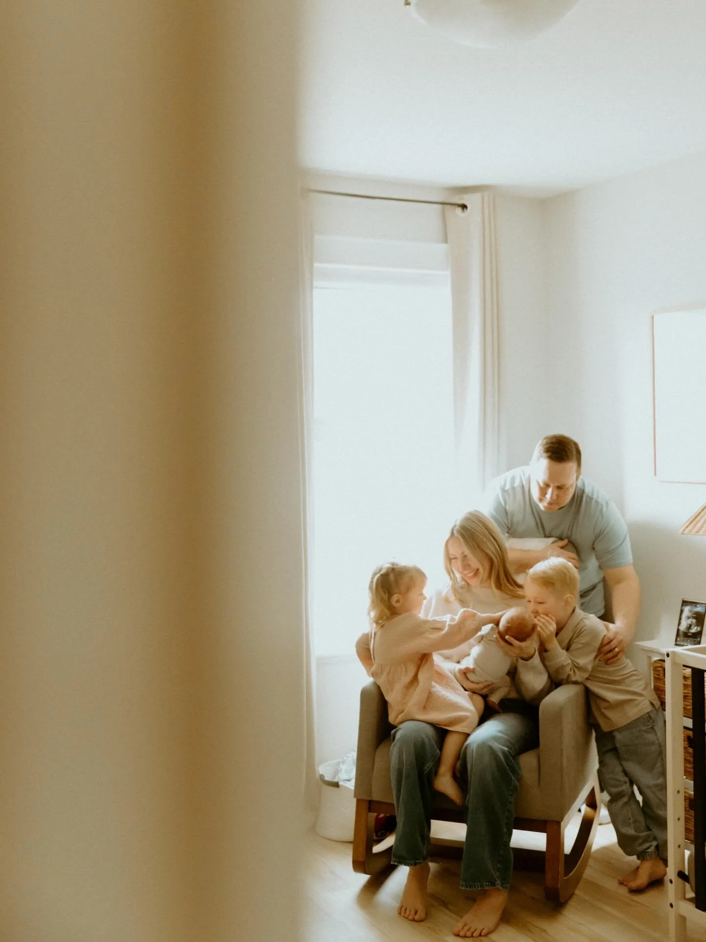 The sweetest moments with this family of five ❤️