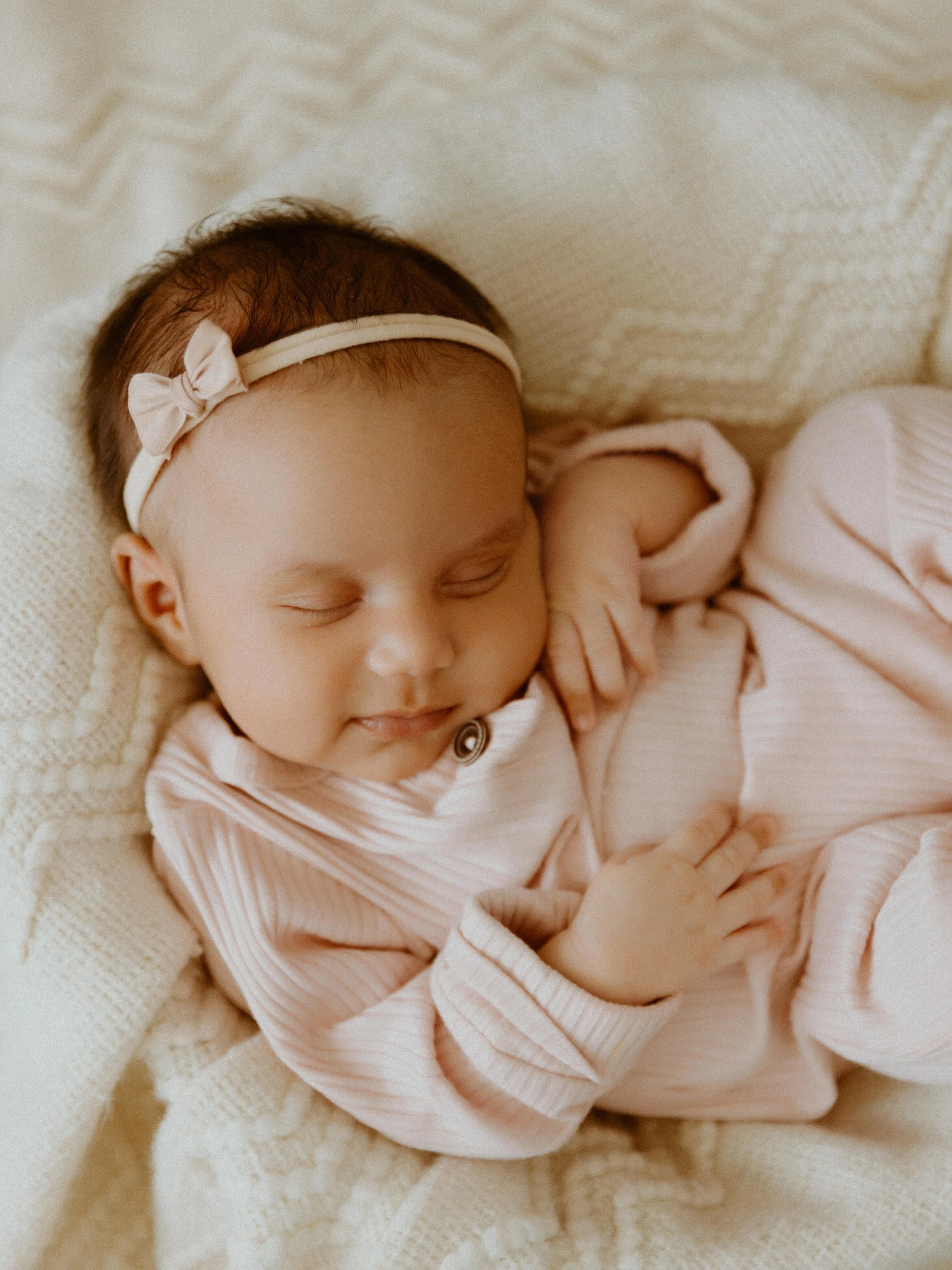 Look at this princess 😍 

She was a dream!

#weyburnphotographer #weyburn #newbornphotography #yqrphotographer #newborn