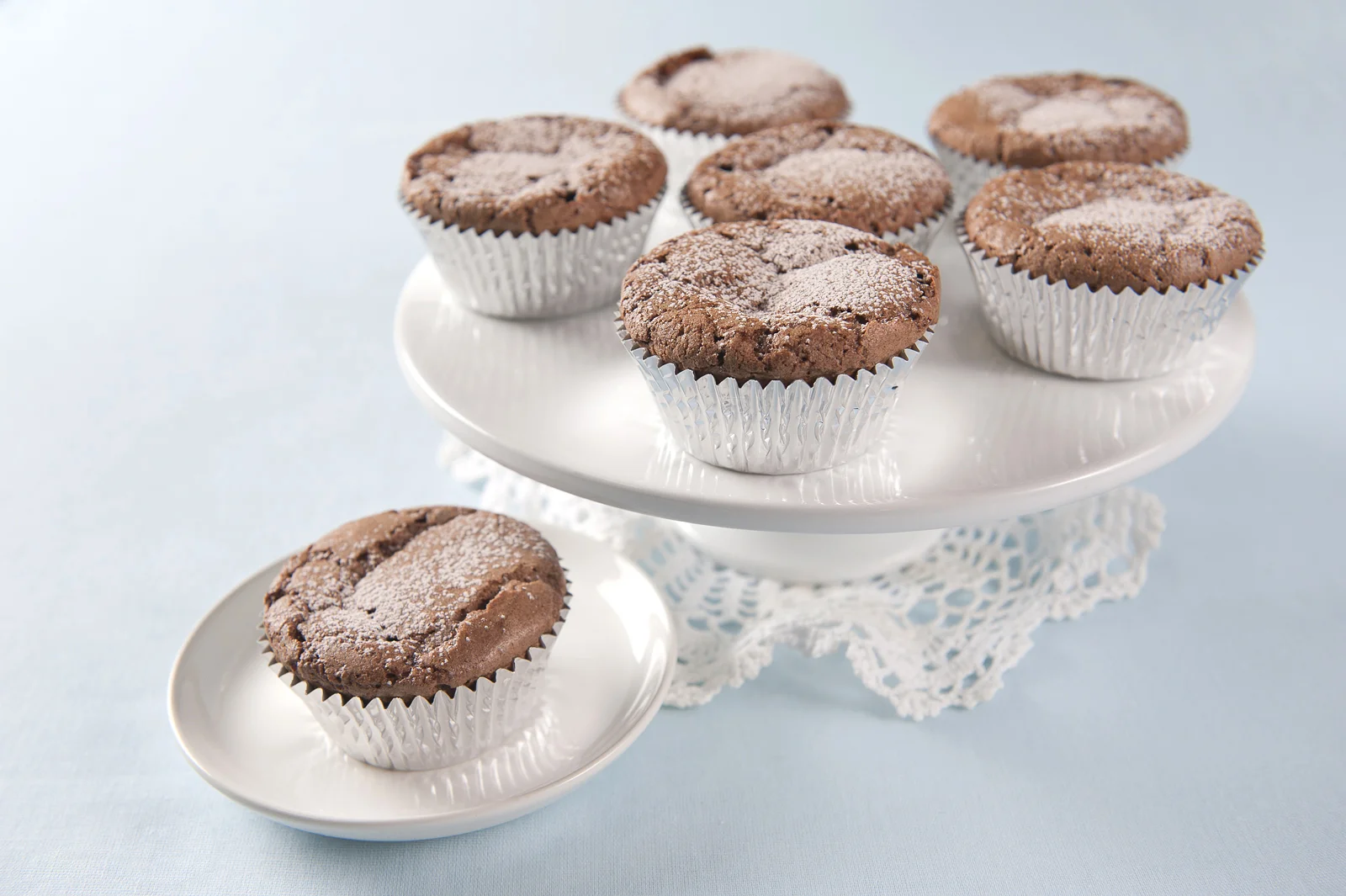 Flourless-Chocolate-Cupcakes.jpg