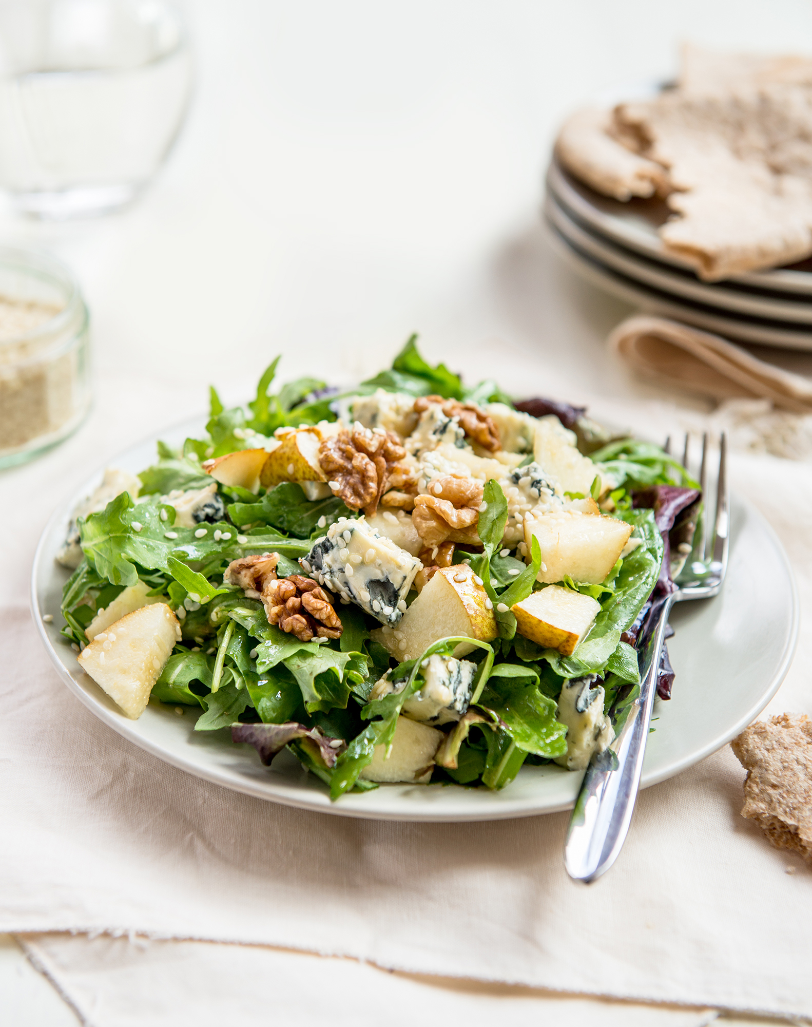 Pear, Walnut &amp; Blue Cheese Salad
