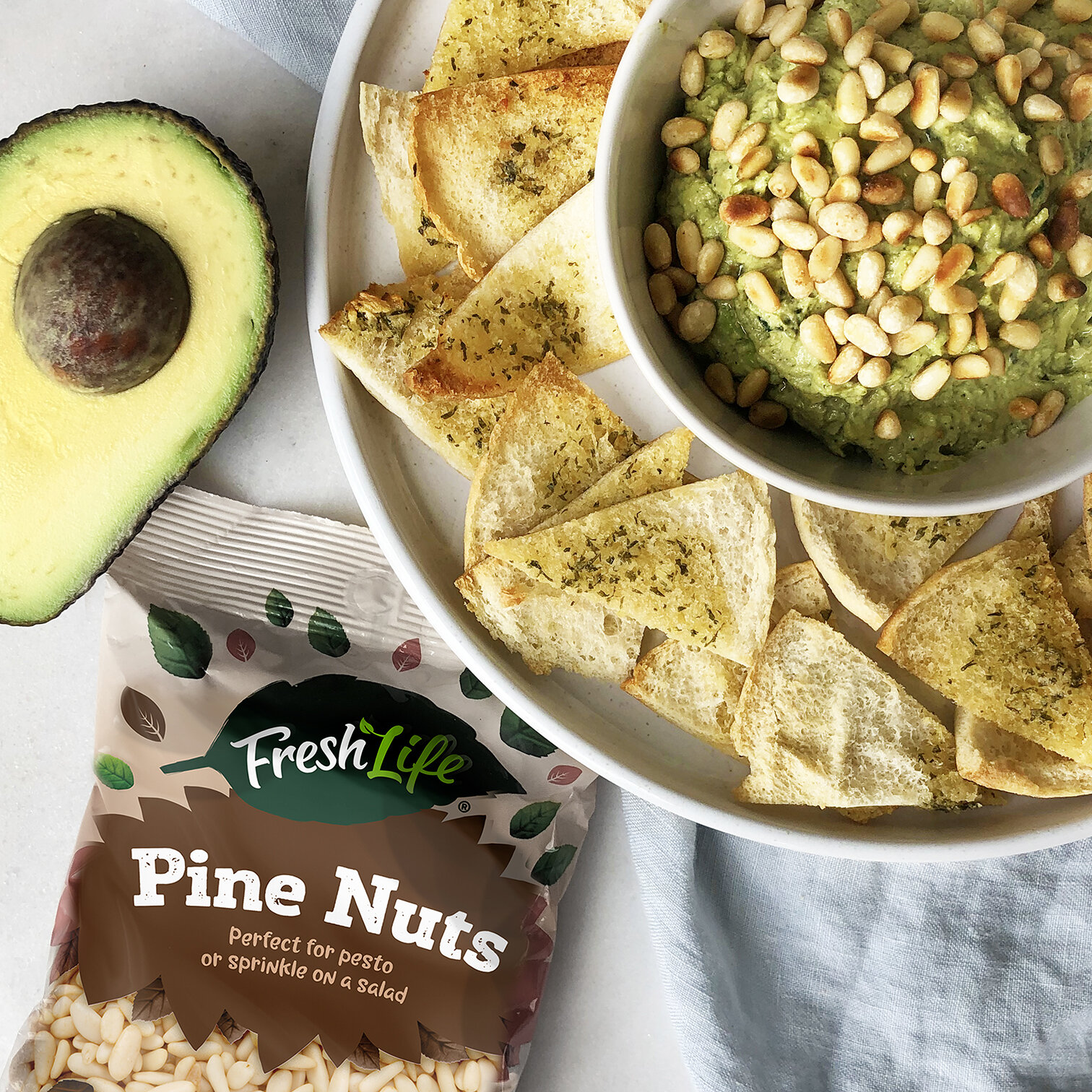 Avocado &amp; Pine Nut Dip