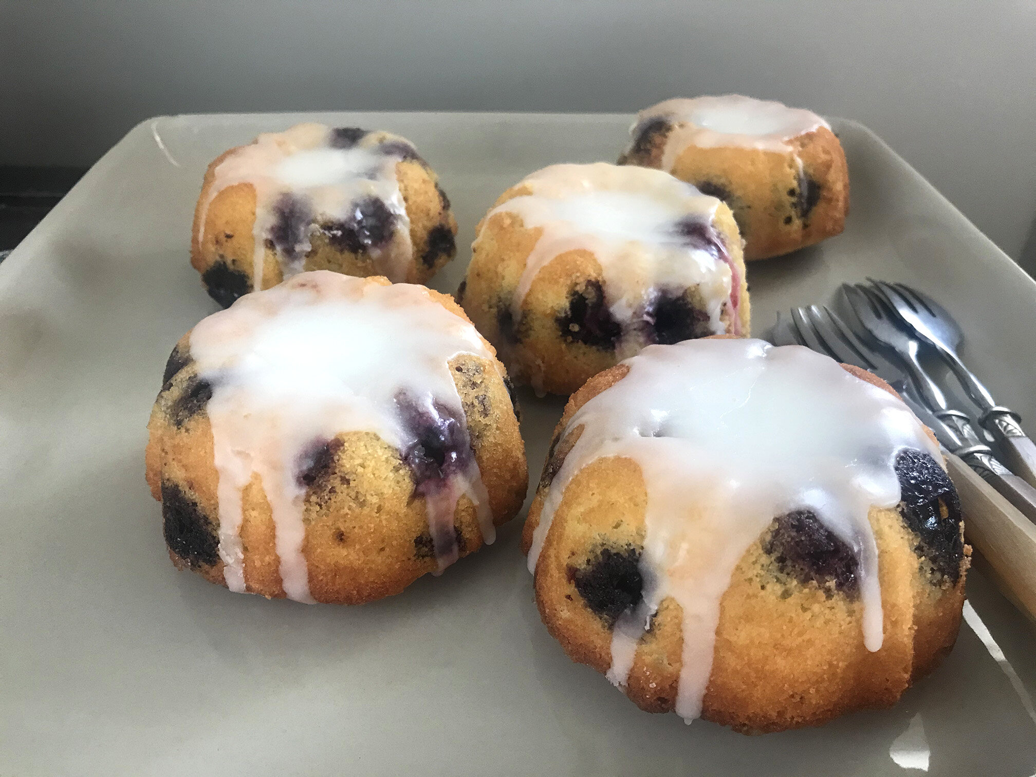 Little Blueberry &amp; Lemon Cakes