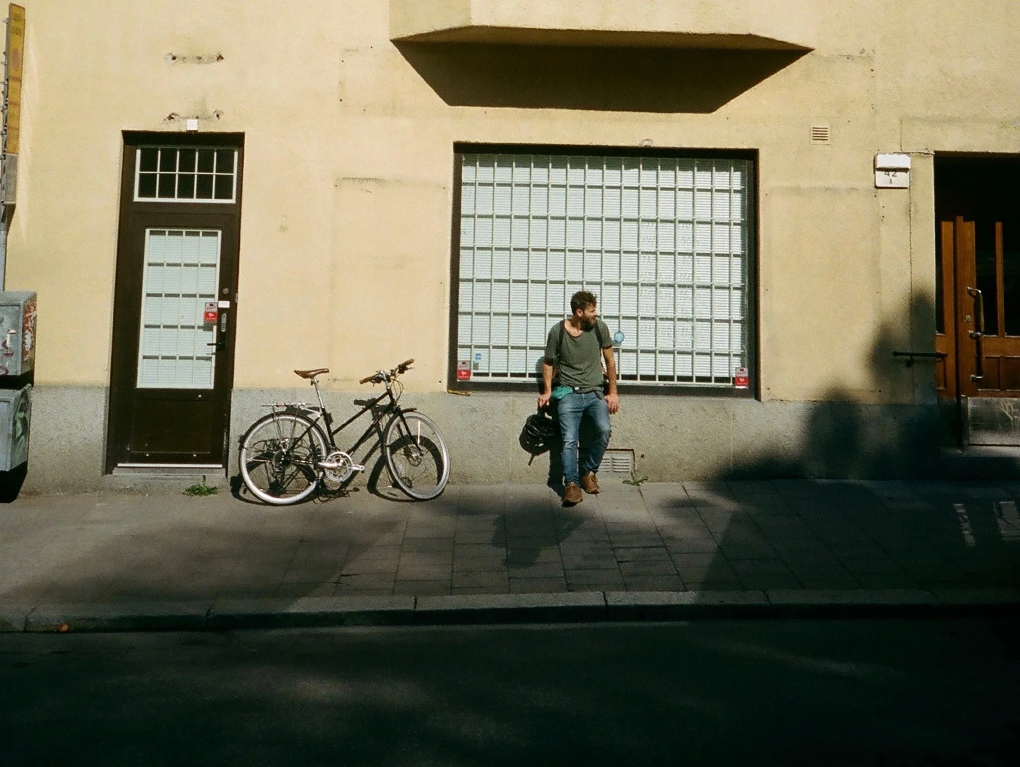  Martin Mighetto has worked for decades in the sound industry as a sound designer, mixer, sound supervisor and sound recordist mainly within commercials and feature film but also within televison and music.  Music started it all and is still a strong