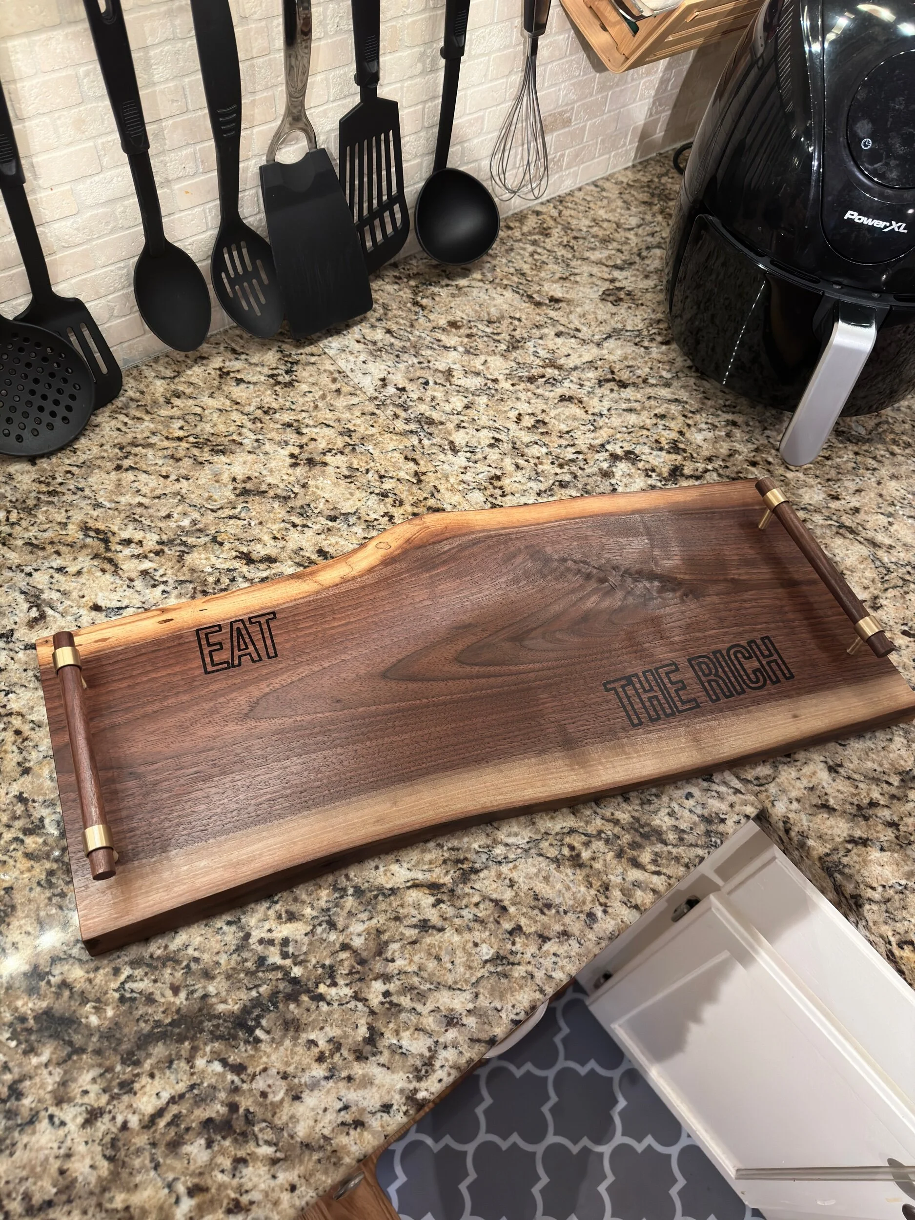 66B2CD1D-7A77-4412-B2B9-D32A0ED3EF33