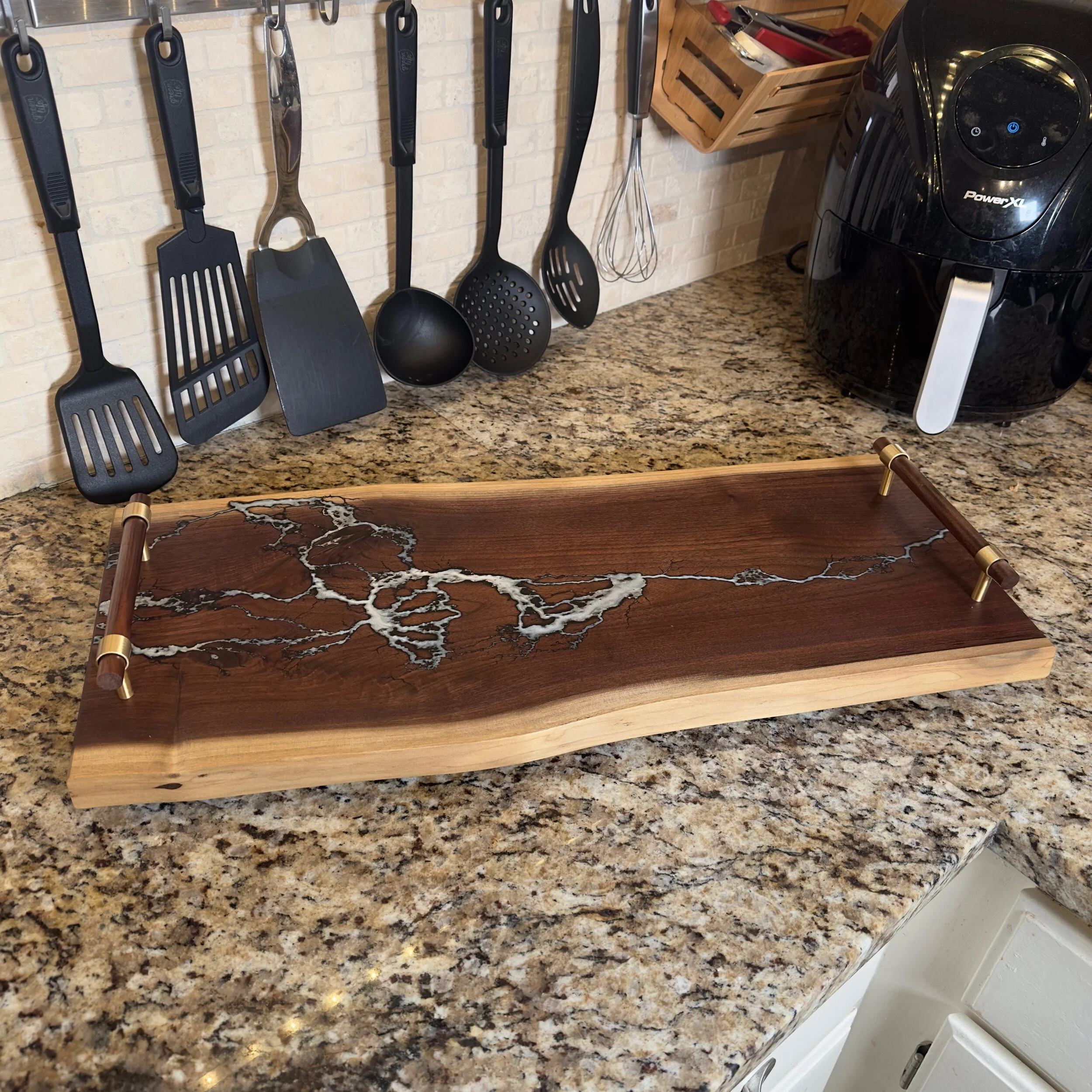 93E7F004-CFD2-47DC-A06E-F1CE03169D3A