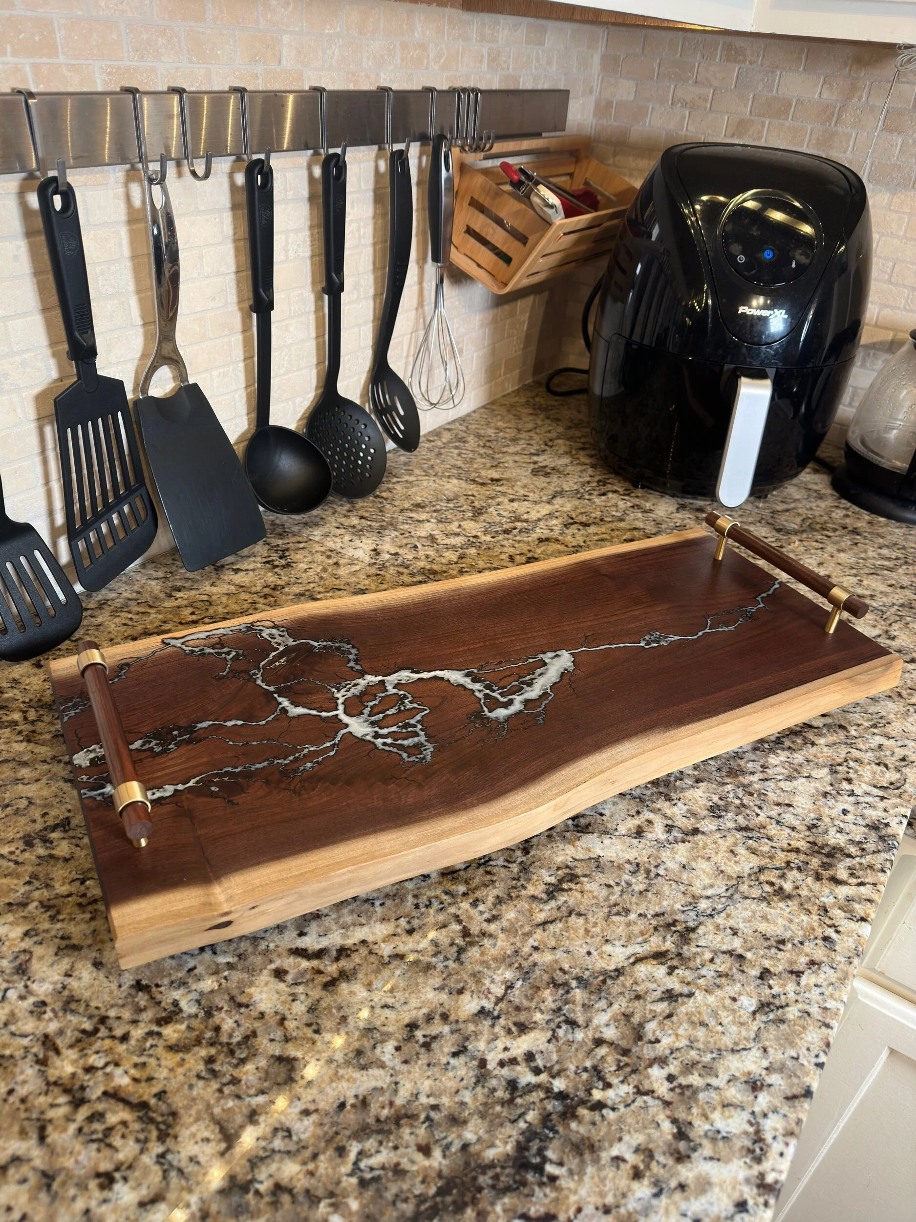 9C48120A-4A54-41CF-AA96-5663A07E95DA