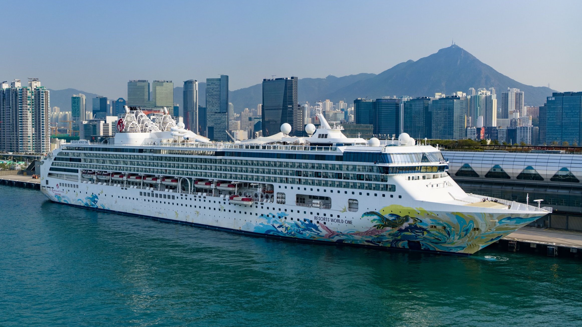 cruise ship departing from hong kong