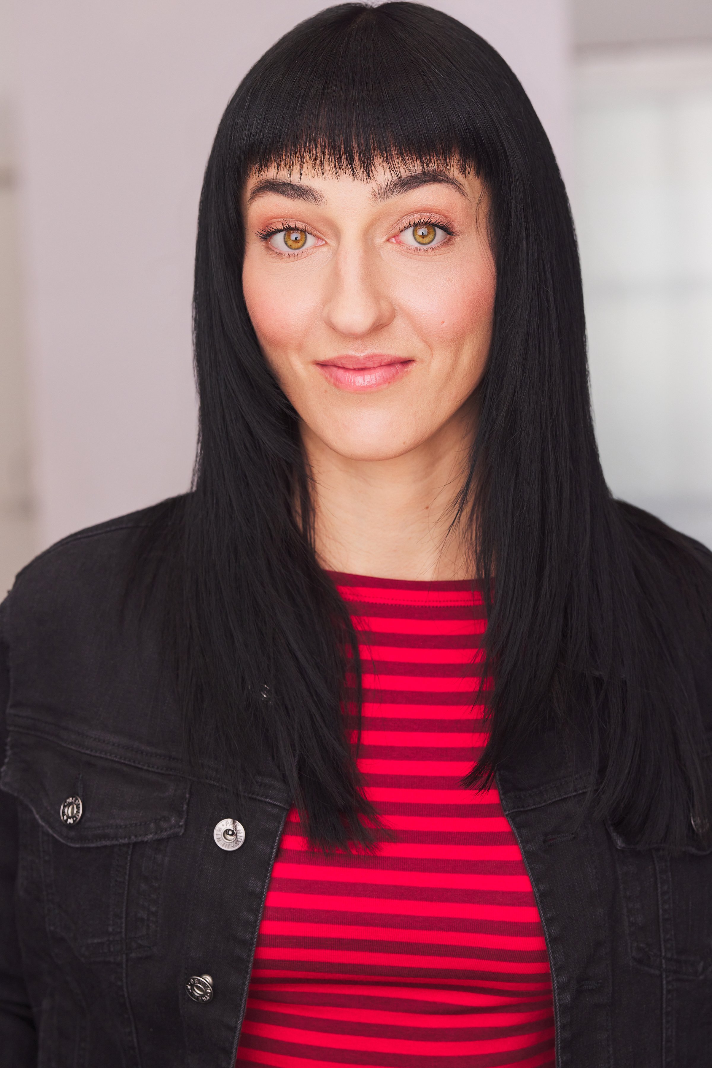  Headshot by Joanna DeGeneres. Hair and Makeup by Kate Hollinshead. 