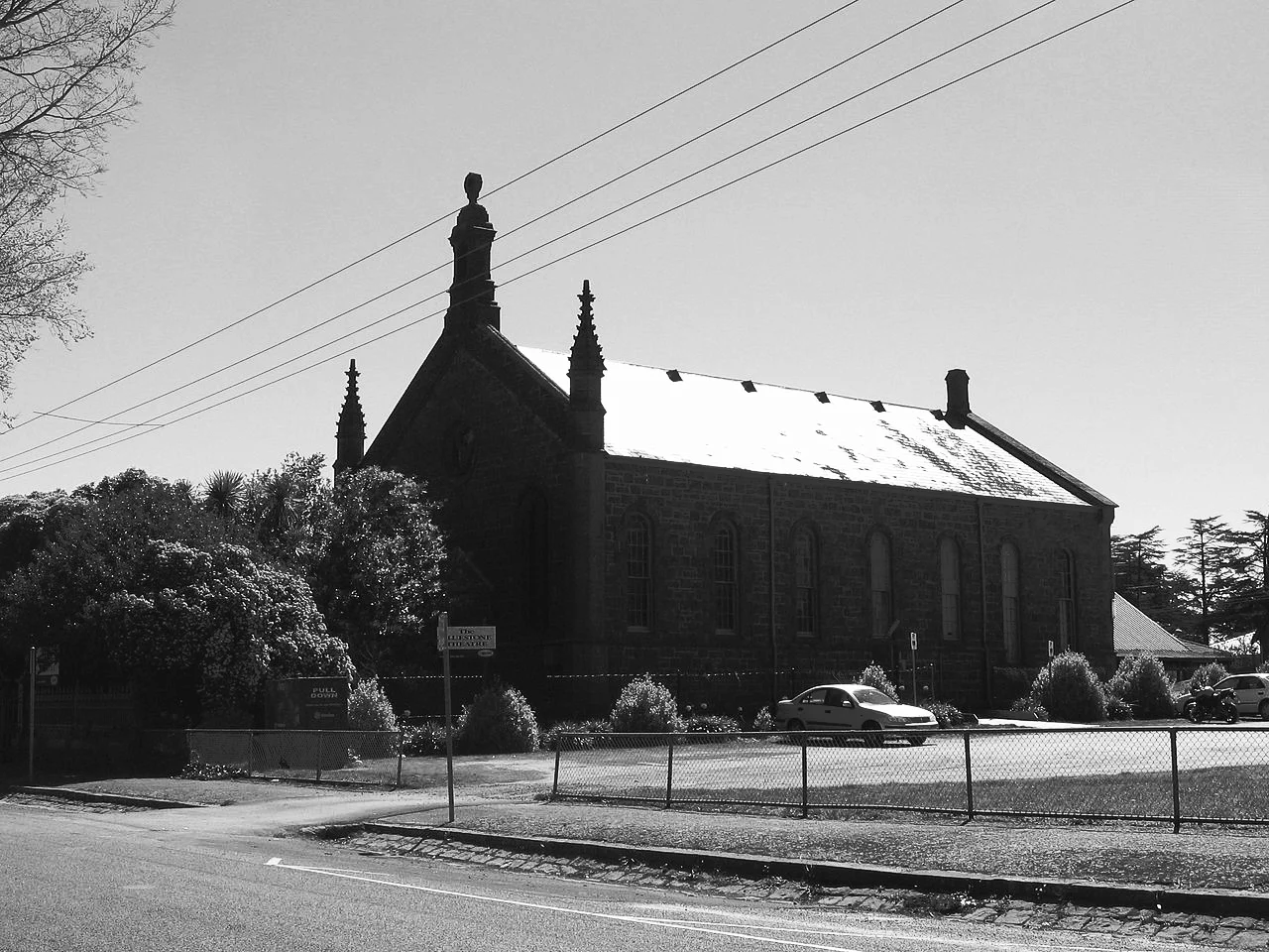 1280px-KynetonBluestoneTheatre.jpg