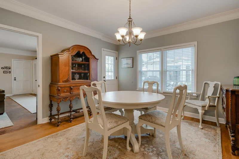 5301-Pecan-Grove-snapsold-180457-10.jpg