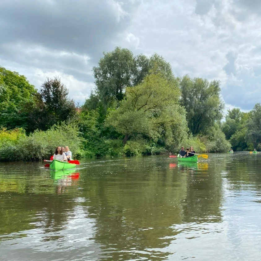 Büroausflug Kanutour: von Grasdorf bis zum Maschsee