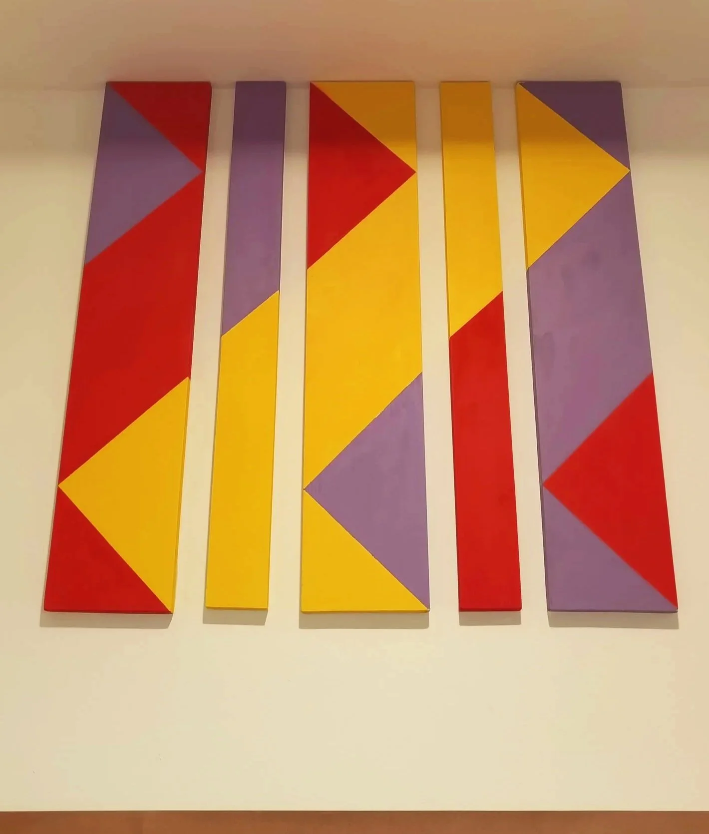 Acryilic Spray on Pine 70/80/2 cm   2025