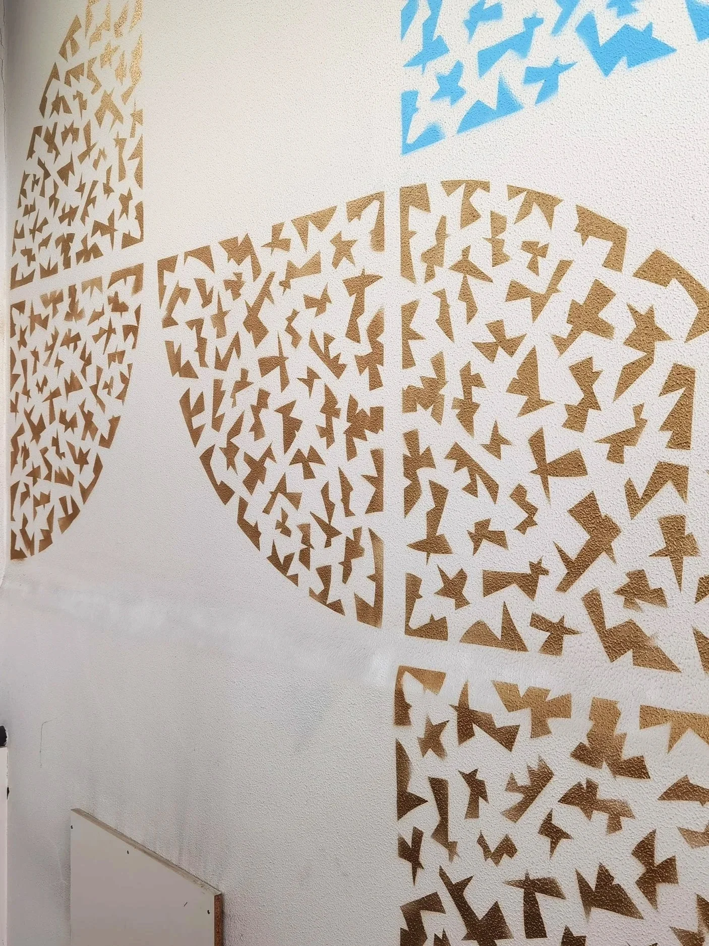 Proof of concept for Interior #01 exhibition, testing the mural and stencil technique.