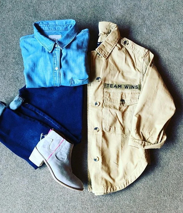 Team outfits for Team Wins  Chantilly Classic Car Rally #rallyedaumale2019 #rallyedaumale #chantilly #clubdaumale #concoursdelegance #wdwins