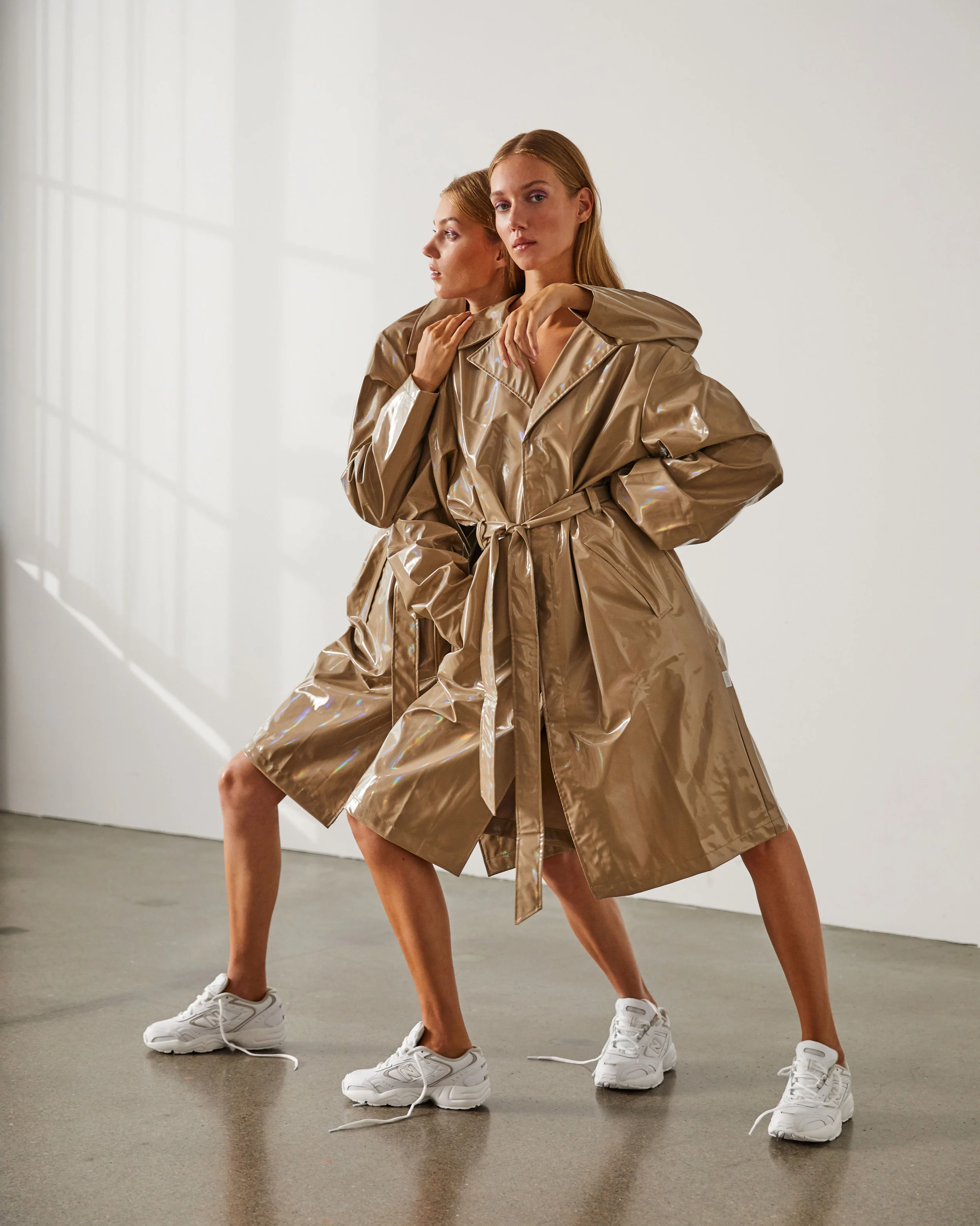 NAKED_NEW_BALANCE_3.jpg