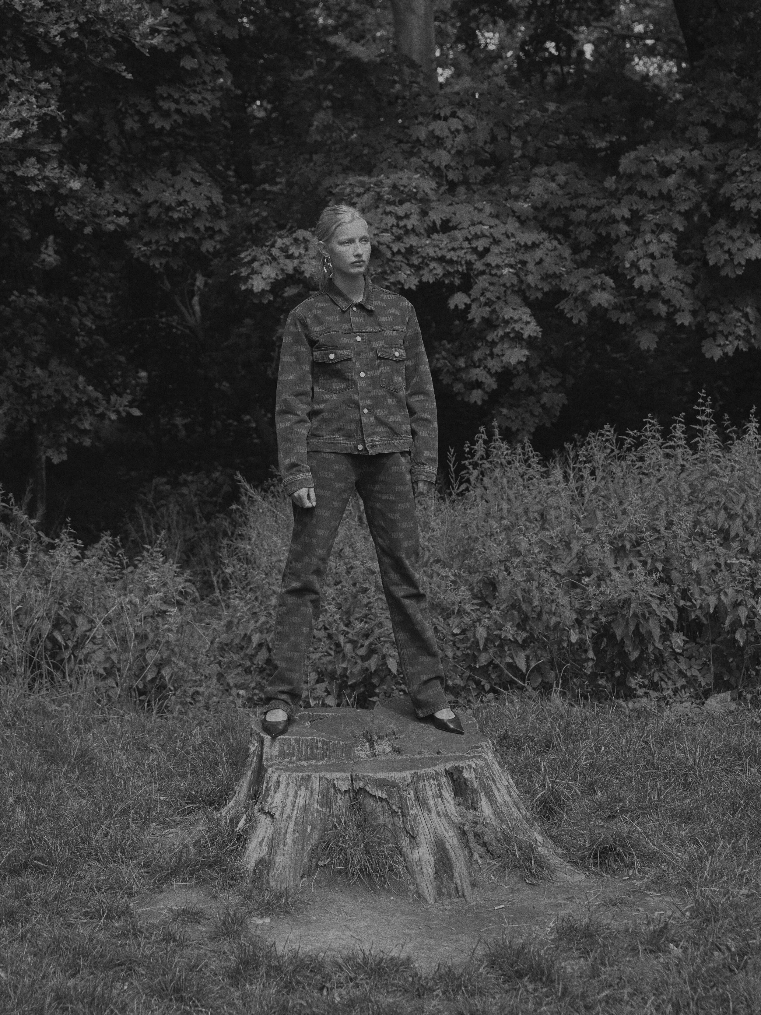 08_Astrid in denim.jpg