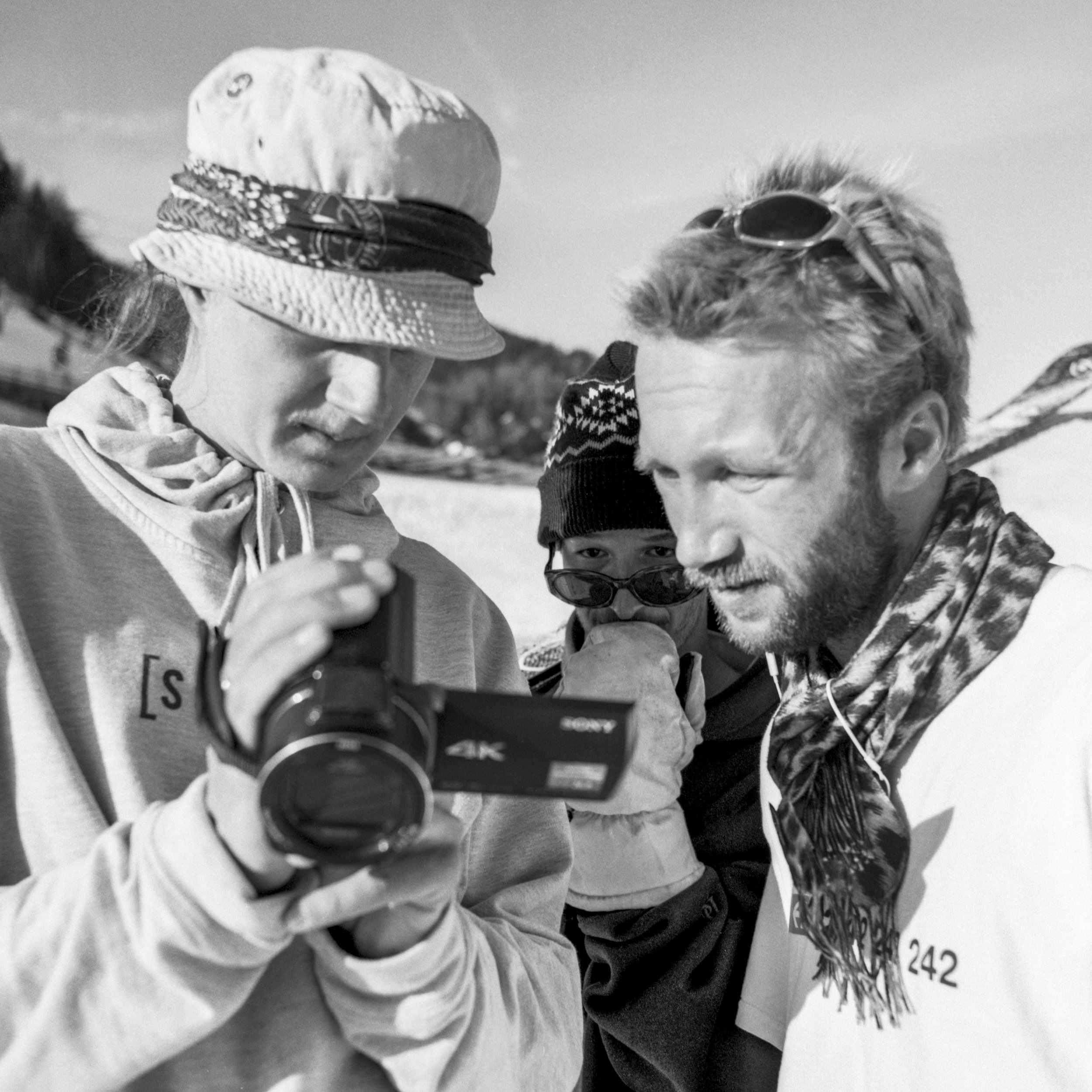 Jacques, Yohan und Remco shot-check in der Vallée de Conches