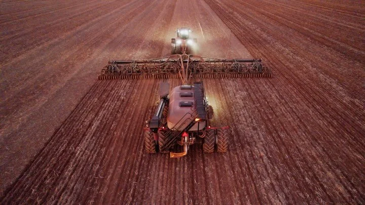 Frames from an agricultural shoot in Victoria with @ivorymediasyd 

#AgricultureAustralia
#DroneCinematography
#AgriDroneShots
#BusinessDocumentary
#FarmingDocumentary
#VideoProductionAU
#CinematicFarming
#DroneFootageAustralia
#AussieFilmmakers
#Agr