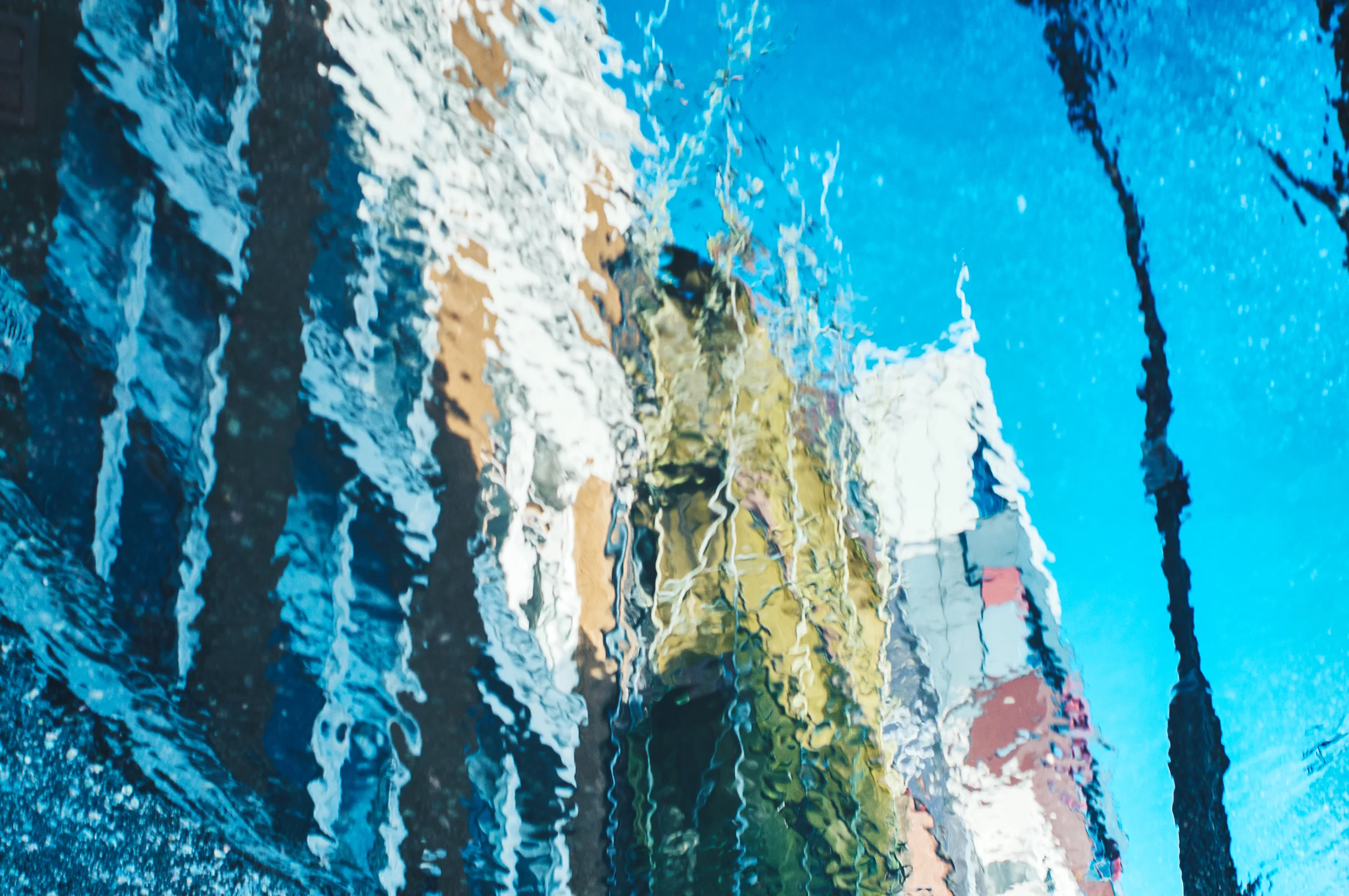 duncantelford_gerrardstreet reflections_DSC_4798.jpg