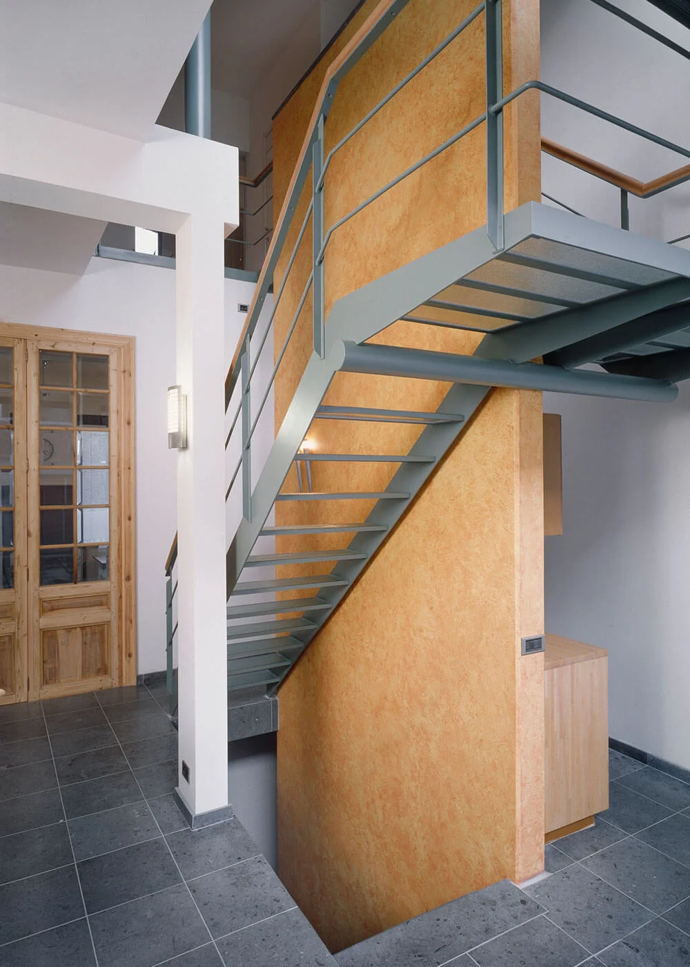 Kantoor_AAA_BAT_Antwerpen_Interieur_BAT_trap.jpg
