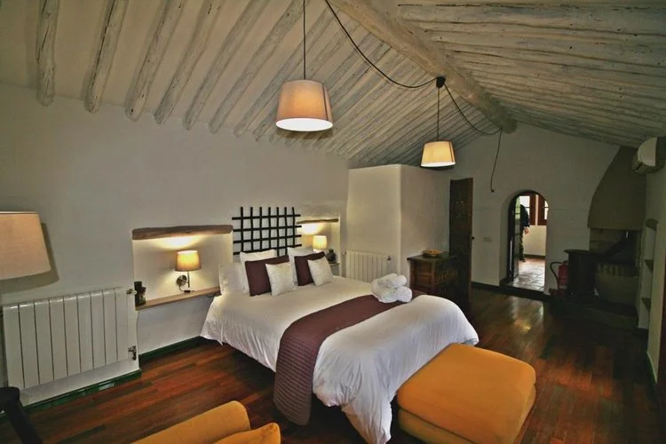 406-Bed-room-Grazalema-Retreat-Center--1030x687.jpg