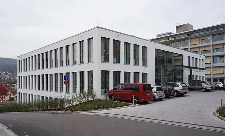 aerztehaus-ambulo-loerrach-01.jpg