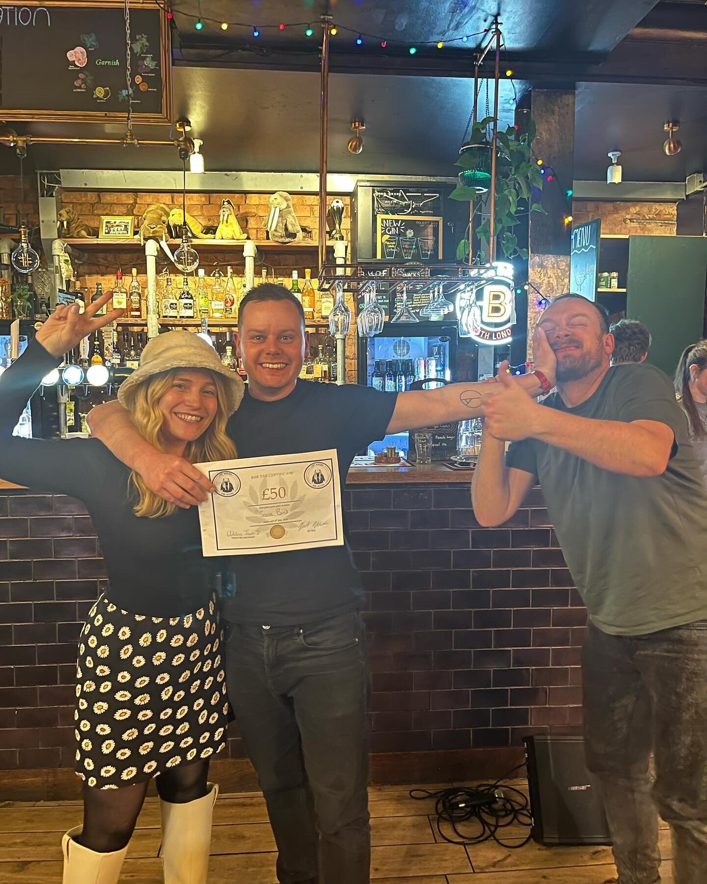 🏆Inaugural walrus pub quiz champions 🏆

 If a &pound;50 bar tab and a good time is what you and  your friends are after, make sure not to miss out next Tuesday @ 7pm 

1st place - &pound;50 bar tab voucher 💸
2nd place - a bottle of wine 🍷 

If yo