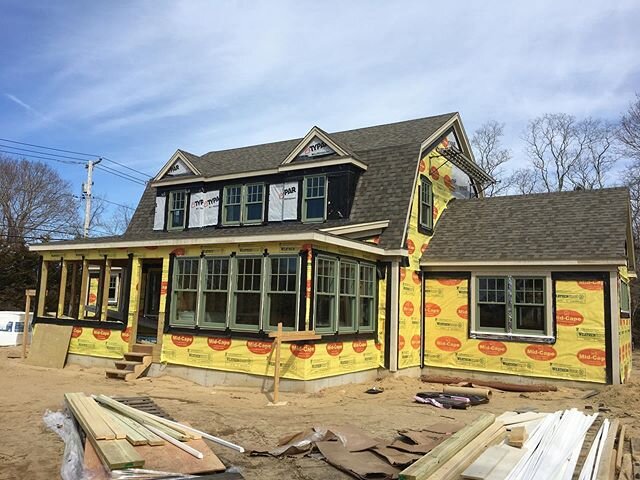 Great day for a job site visit ☀️⚒🧱🛠 General contractor: The Ugly Duckling House Company

#architecture #architecturaldigest #designinspo #customhomes  #exteriordesign #dreamhome #beautifulhomes #designbuild #customhome #inspiremehomedecor #archite