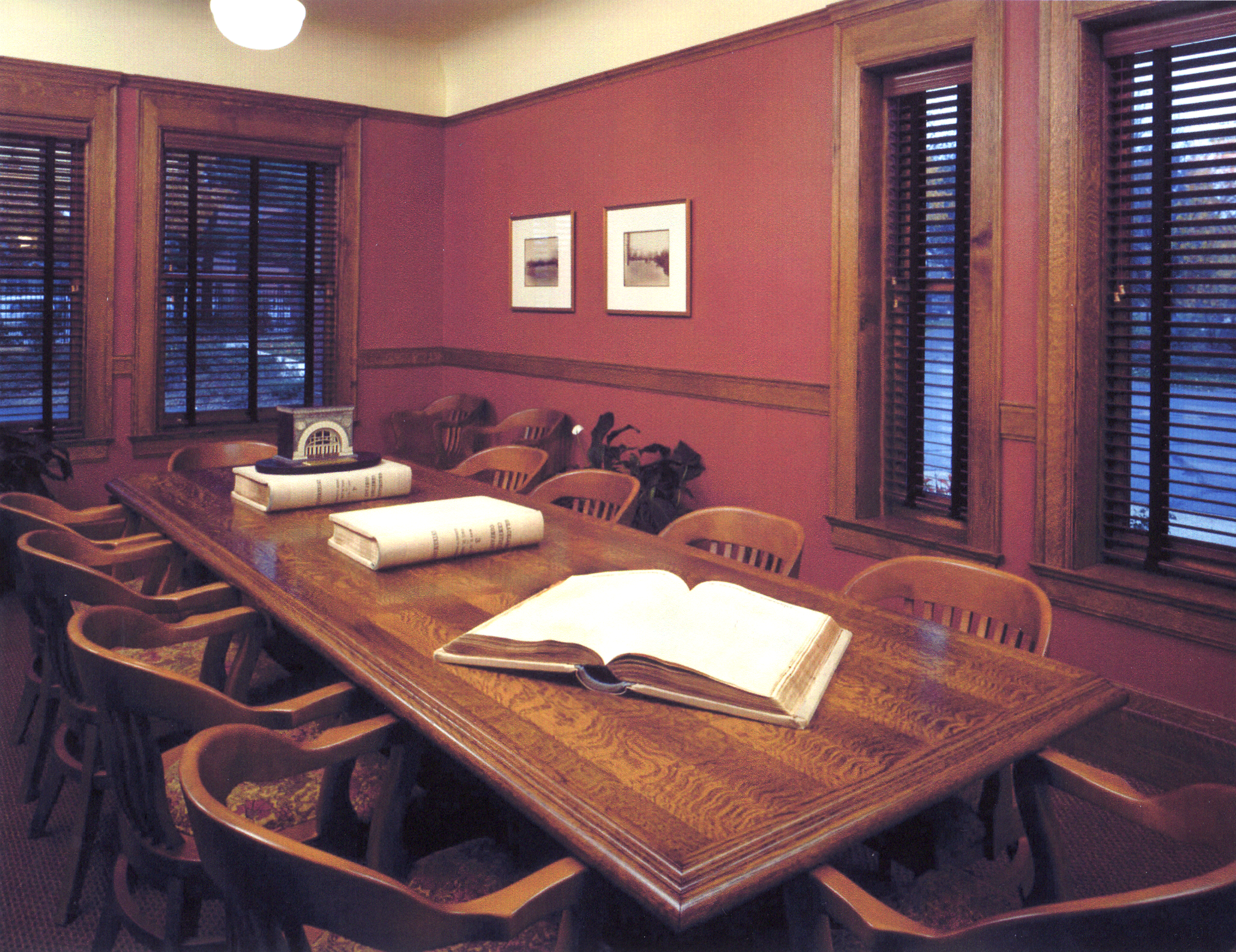 Chicago Historic Graceland Cemetery Conference Room