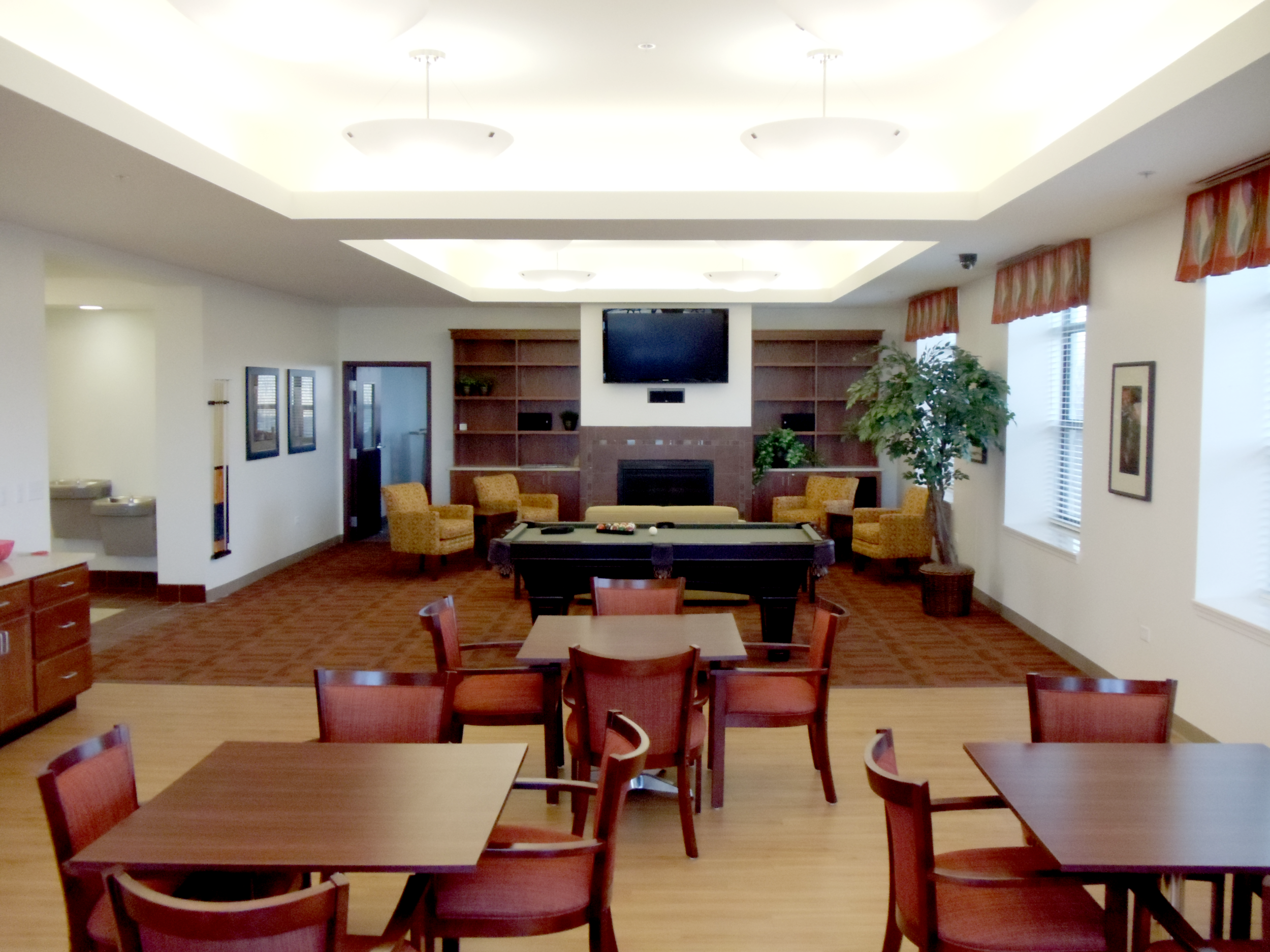 Chicago Group Housing Fountain Square Senior Living Dining Room