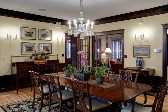 Chicago Hospitality Lang House Bed and Breakfast Dining Room
