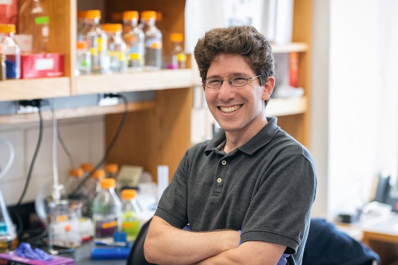 Eric Greer Awarded Presidential Early Career Award for Scientists and Engineers