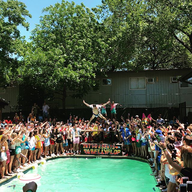 Went out with a bang! Thank you everyone for a great Belly Flop 2018. Shout out to Bumble, Bud Light, Rio, and BThere for helping us host a great one!!
