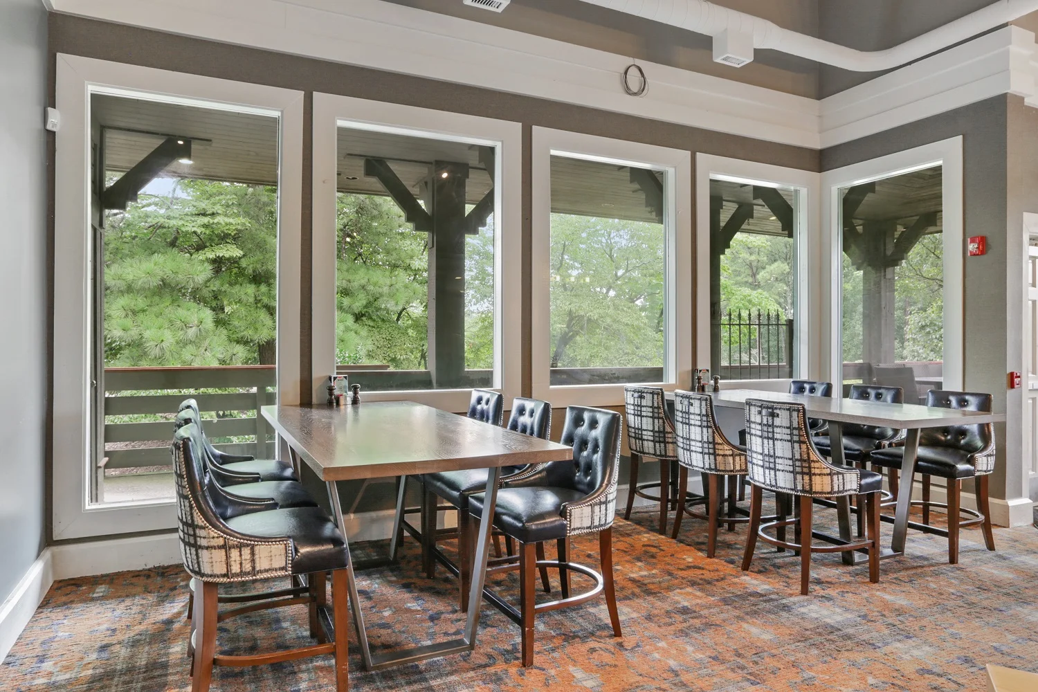 ew-dining-10.jpg