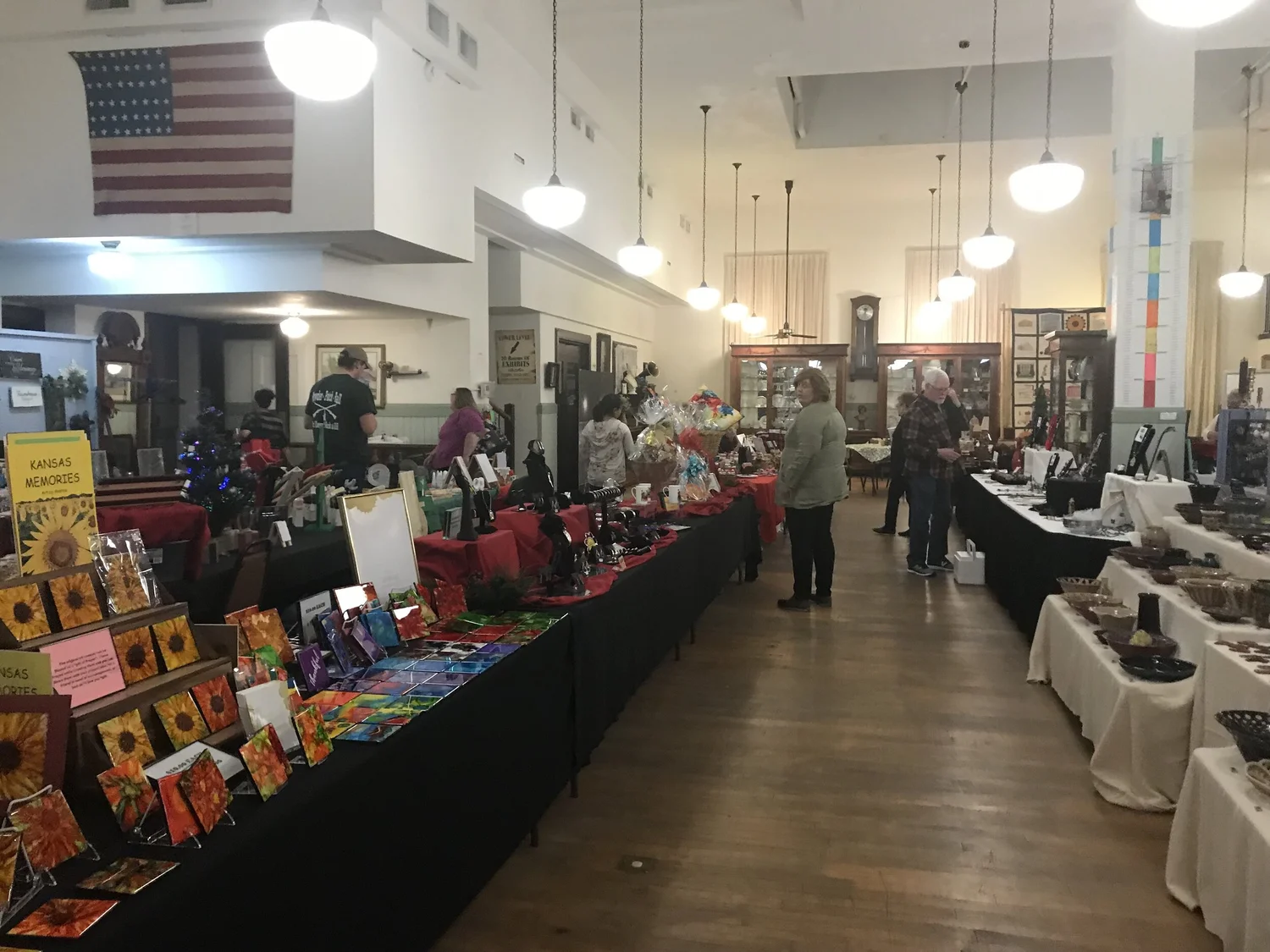 Expanded Holiday Gift Shop — Independence Historical Museum & Art Center