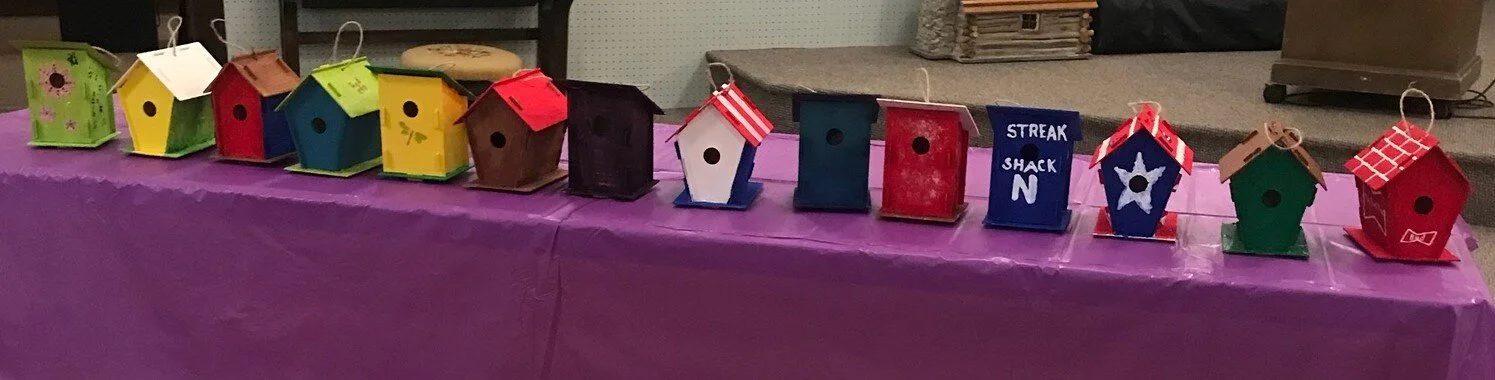 Kids Birdhouse Painting Party