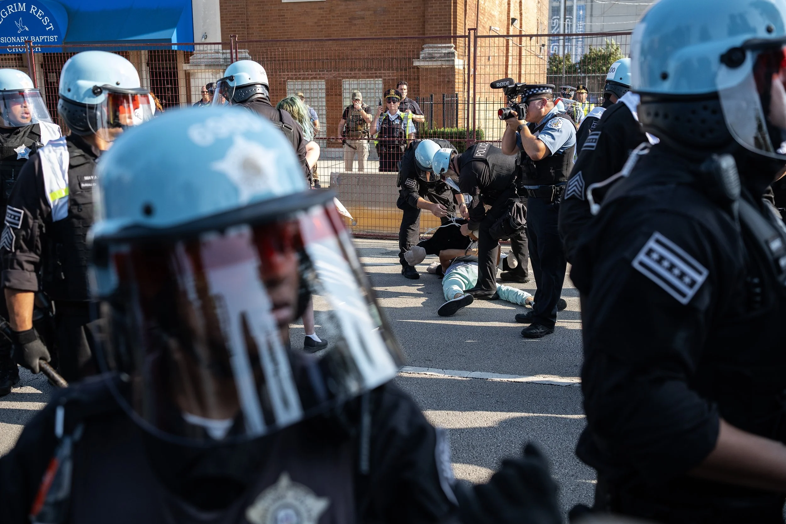 DNC-OUTSIDE-081924-VONDRUSKA-52.jpg