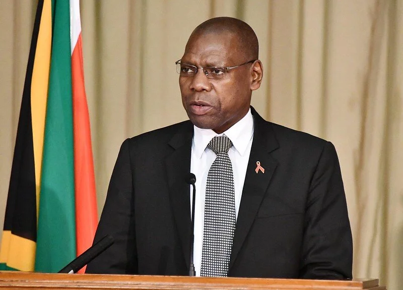 South Africa’s Ramaphosa in dilemma over corruption claims against health minister 