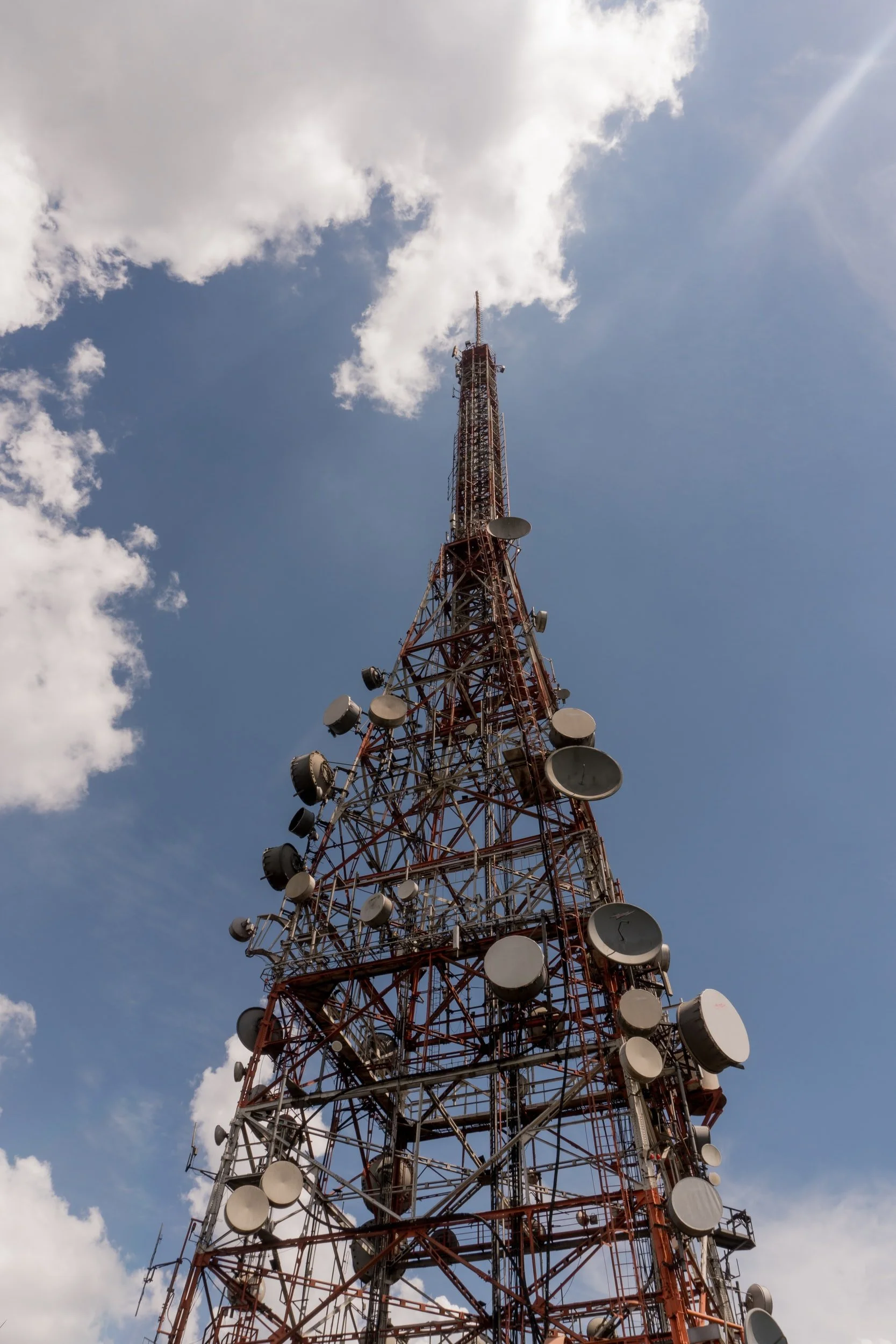 Nigeria’s 5G license auction: old patterns, one unusual winner