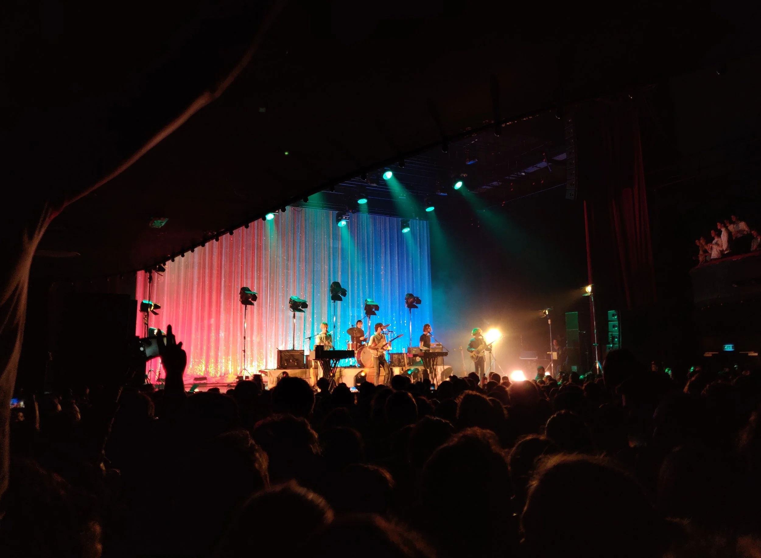 Parcels at the Olympia, Paris, November 2018.