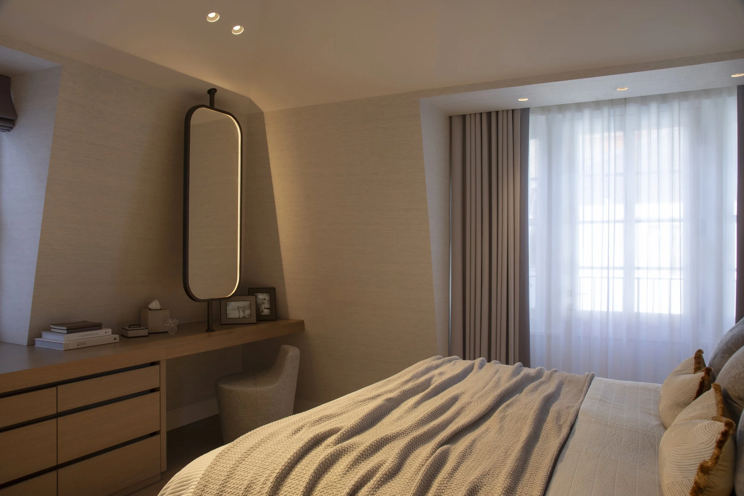 REFINED, THOUGHTFUL AND VERSATILE INTERIOR DESIGN (Copy) (Copy)