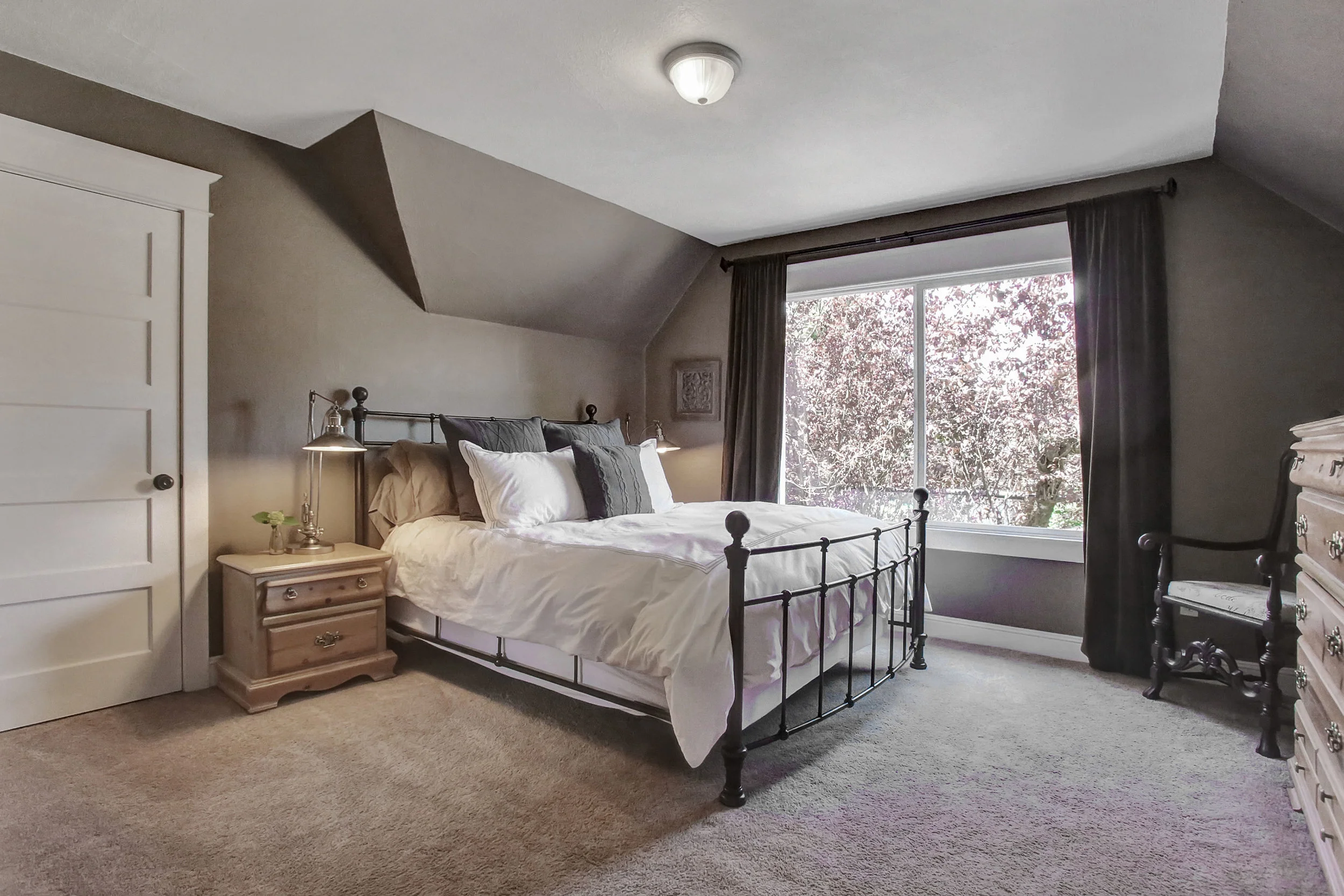 102 SE 30th Ave - Portland - 26.jpg