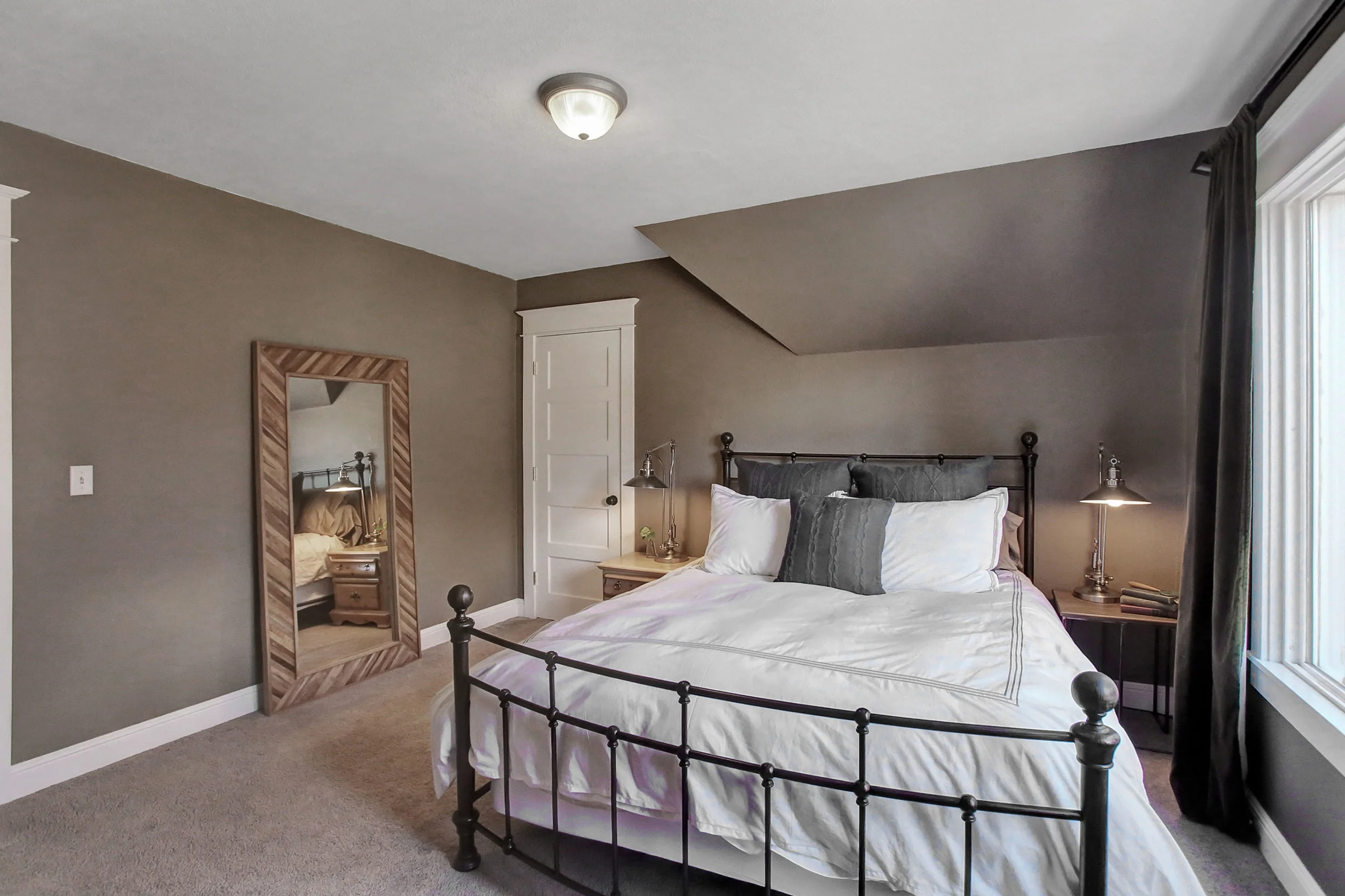102 SE 30th Ave - Portland - 27.jpg