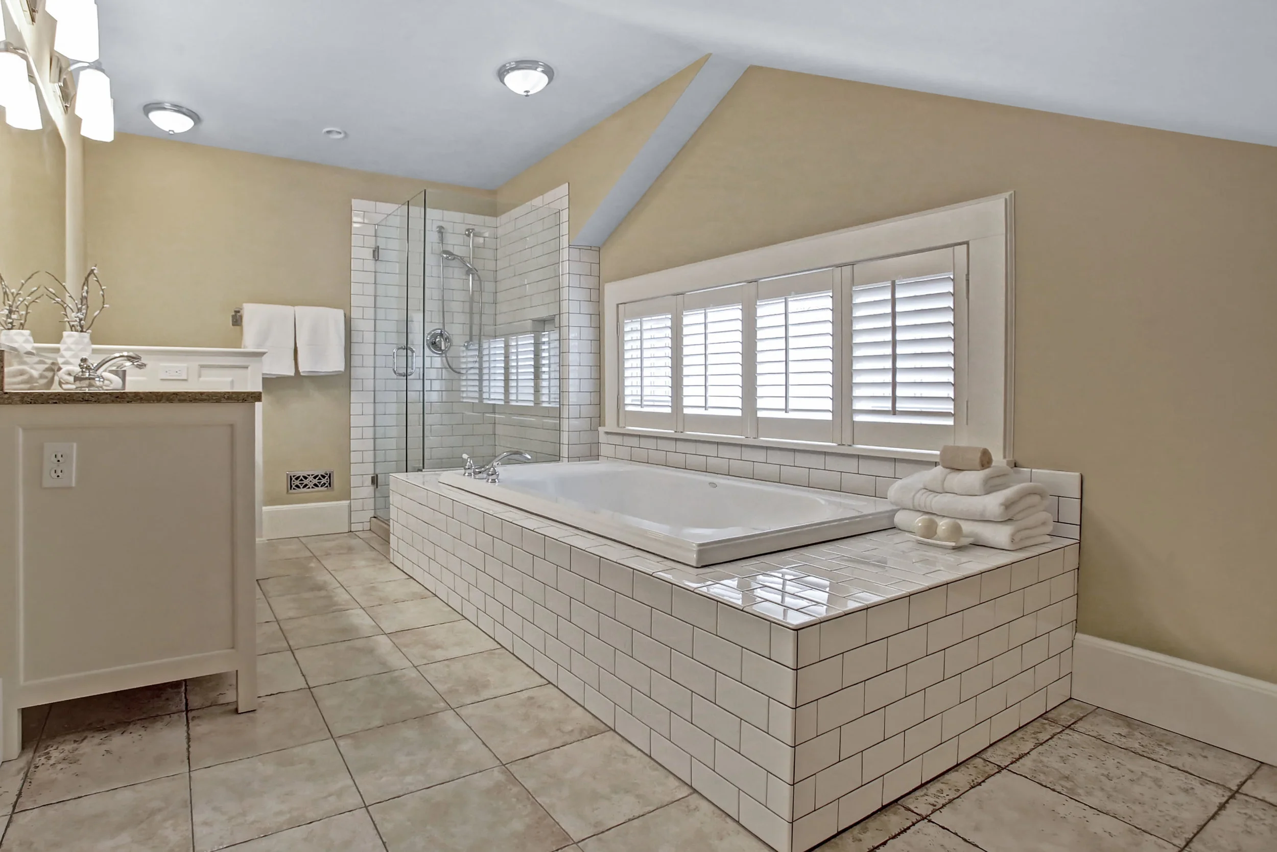 2847 NE Hamblet St - Portland - 23.jpg