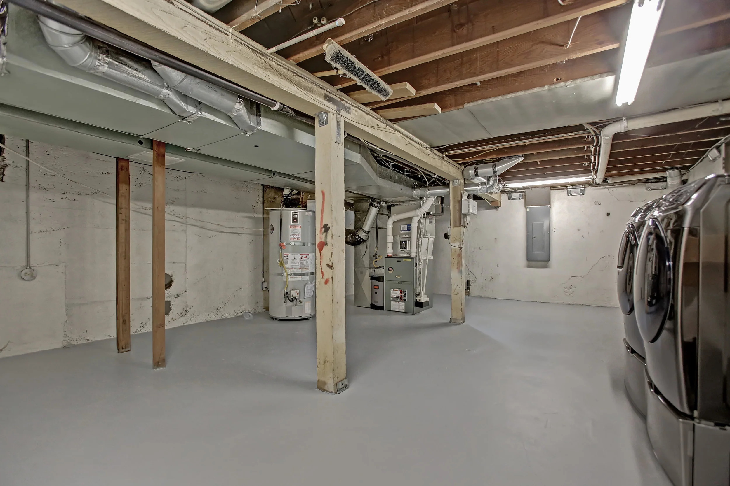 2847 NE Hamblet St - Portland - 37.jpg