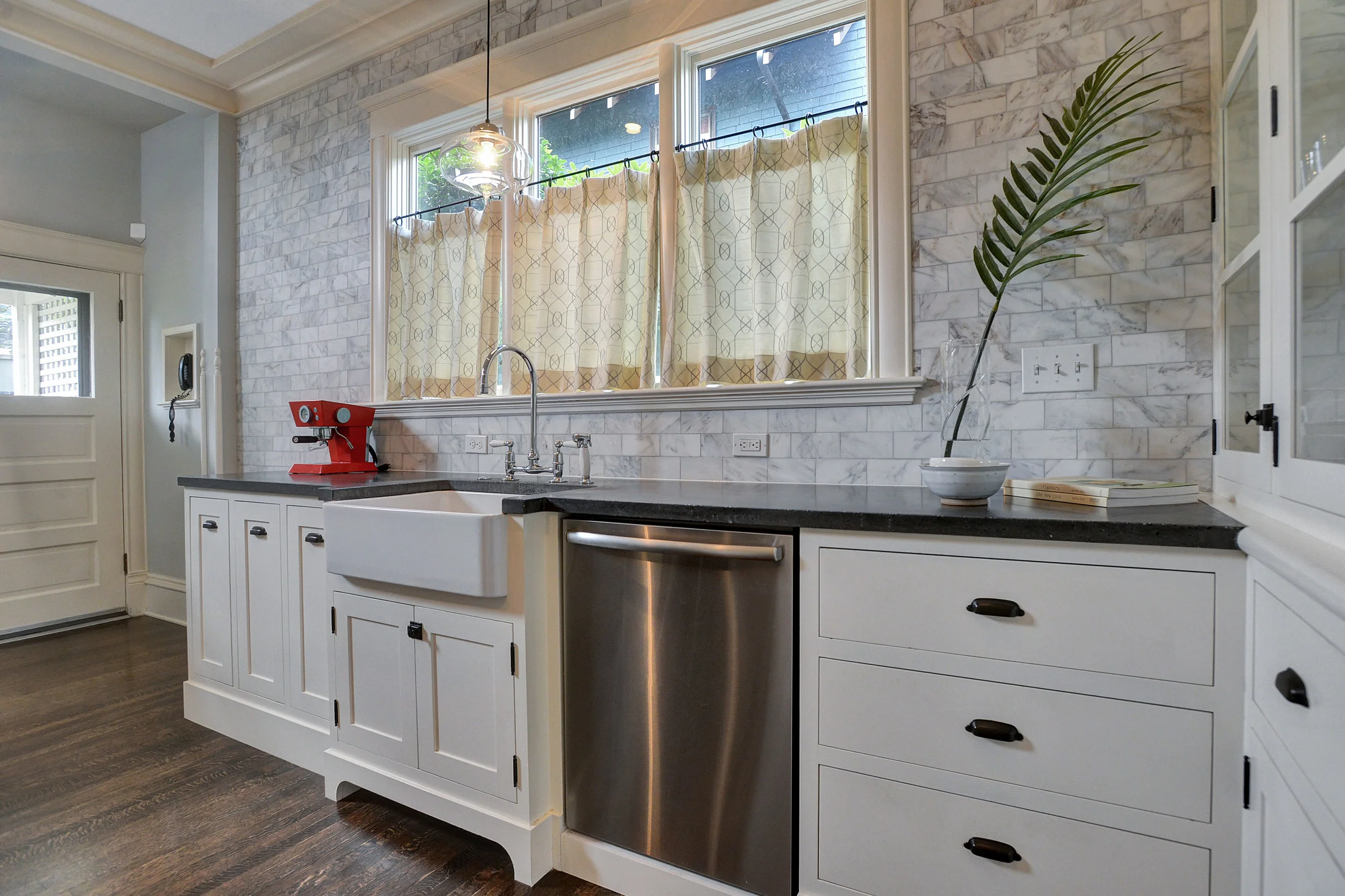 2434 NW Overton St - Portland- 14.jpg