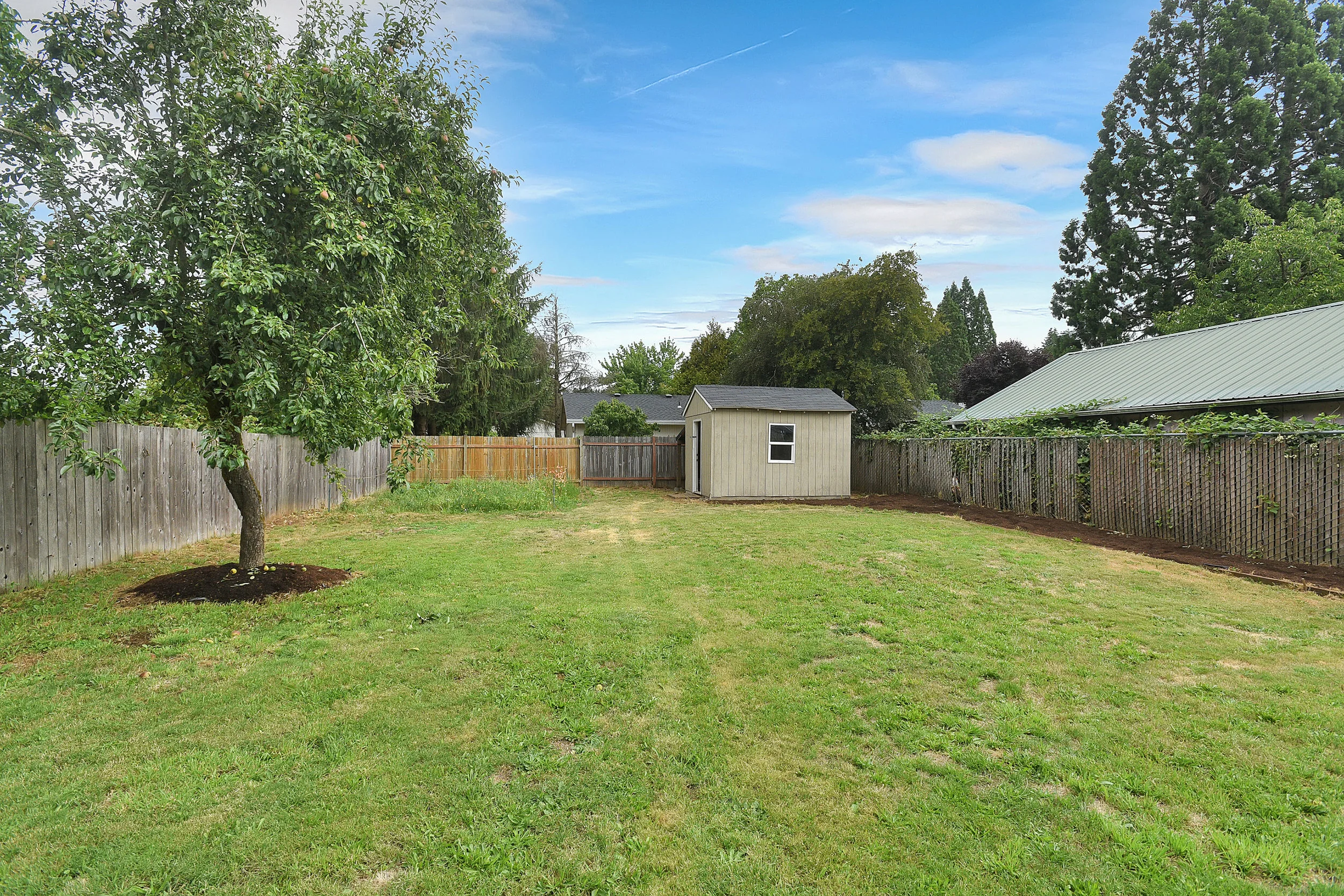 10255 SE Liebe St - Portland - 38.jpg