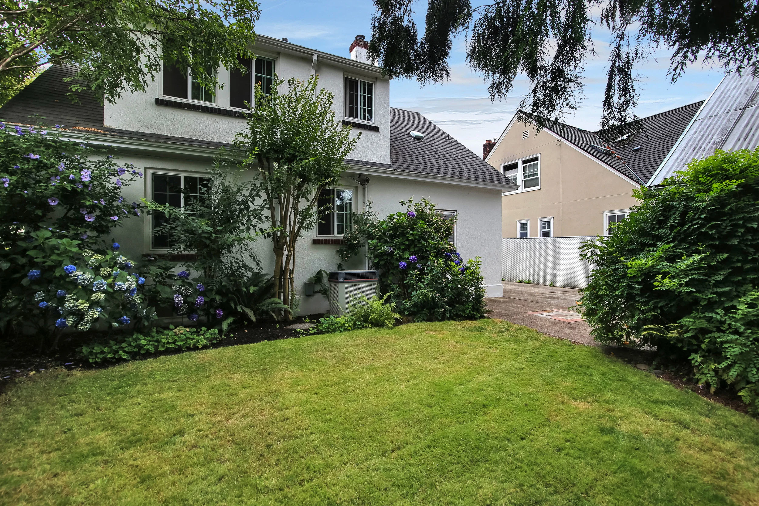 7438 SE 31st ave - Portland- 38.jpg