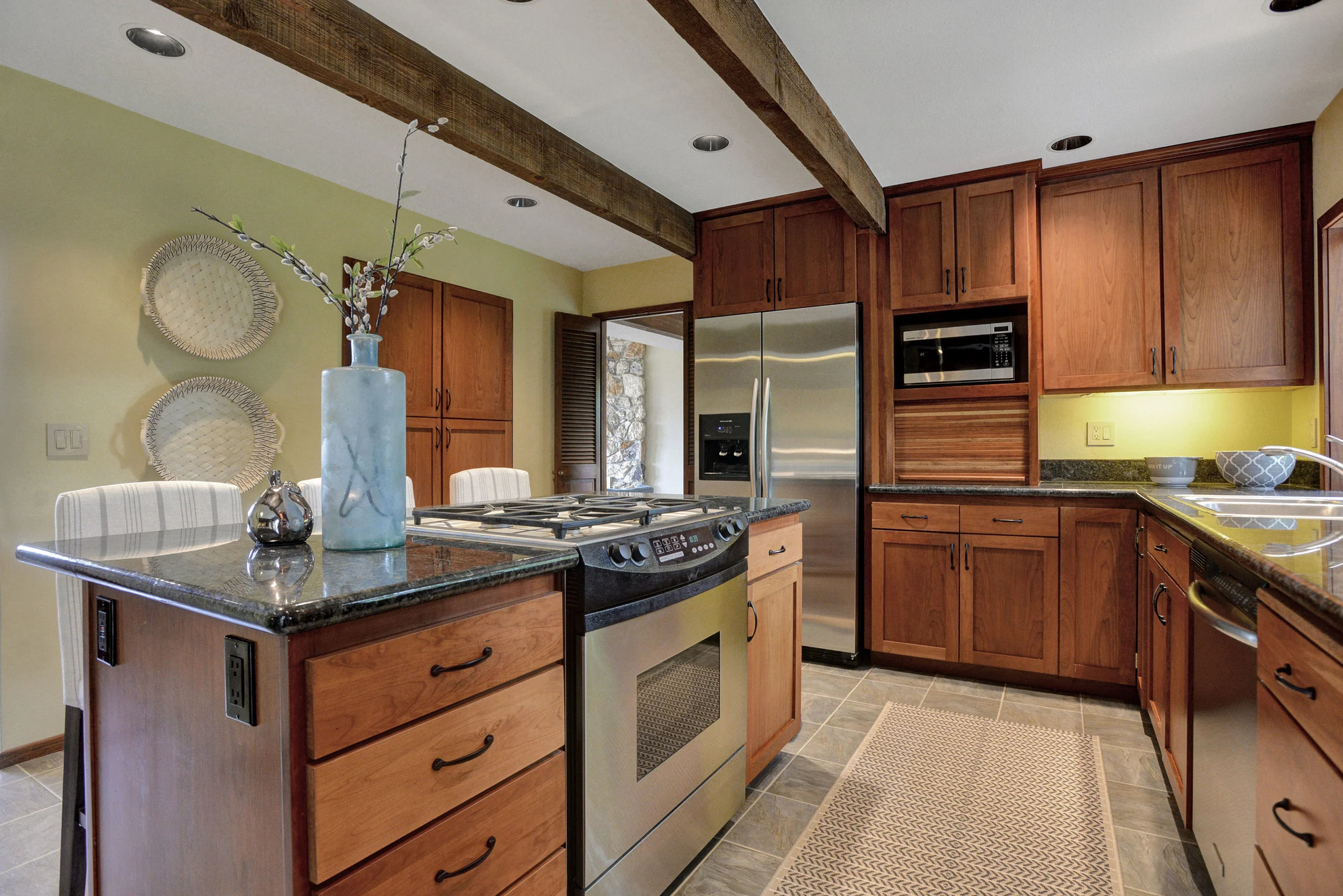 10390 SW View Terrace - Tigard- 14.jpg