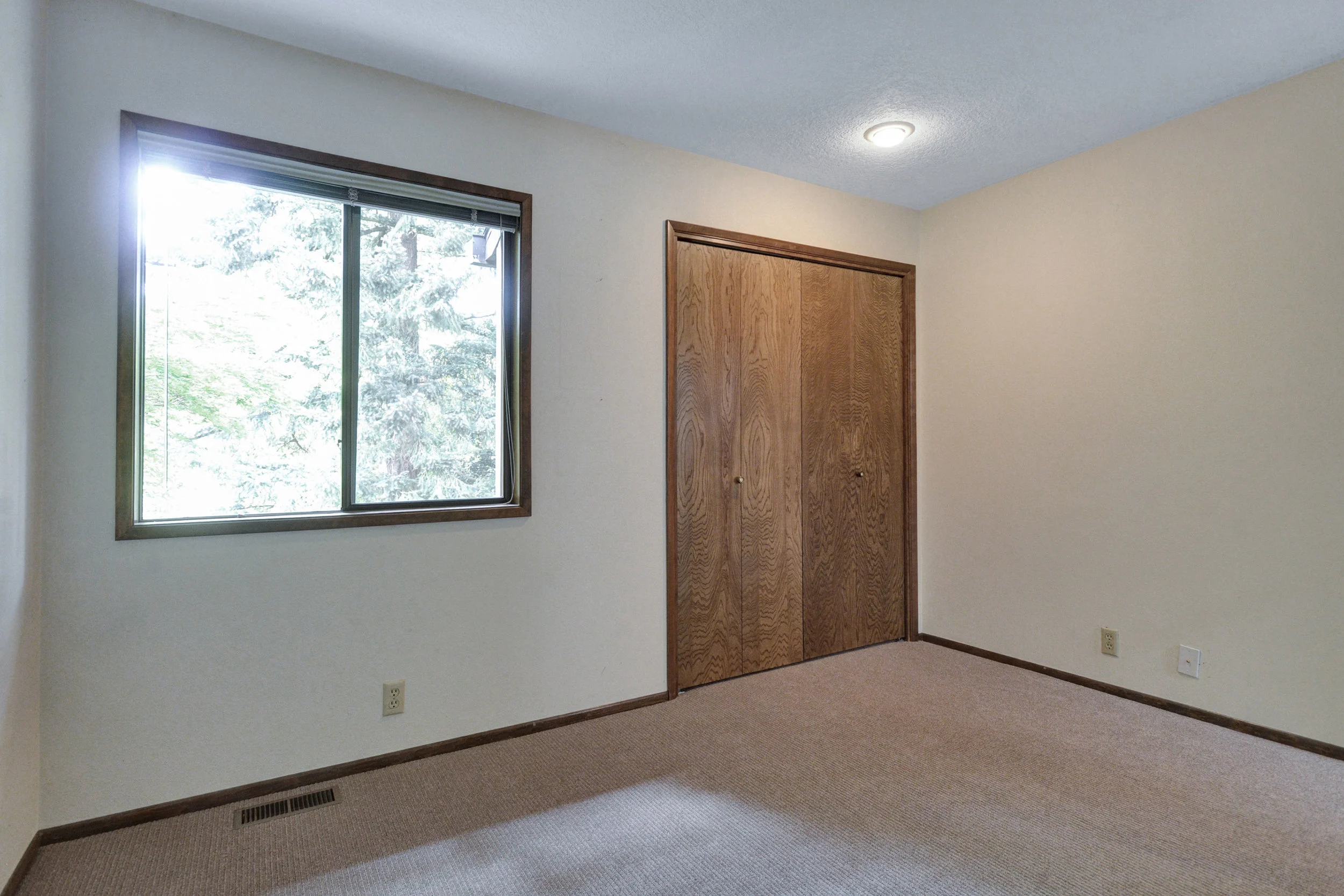 10390 SW View Terrace - Tigard- 28.jpg